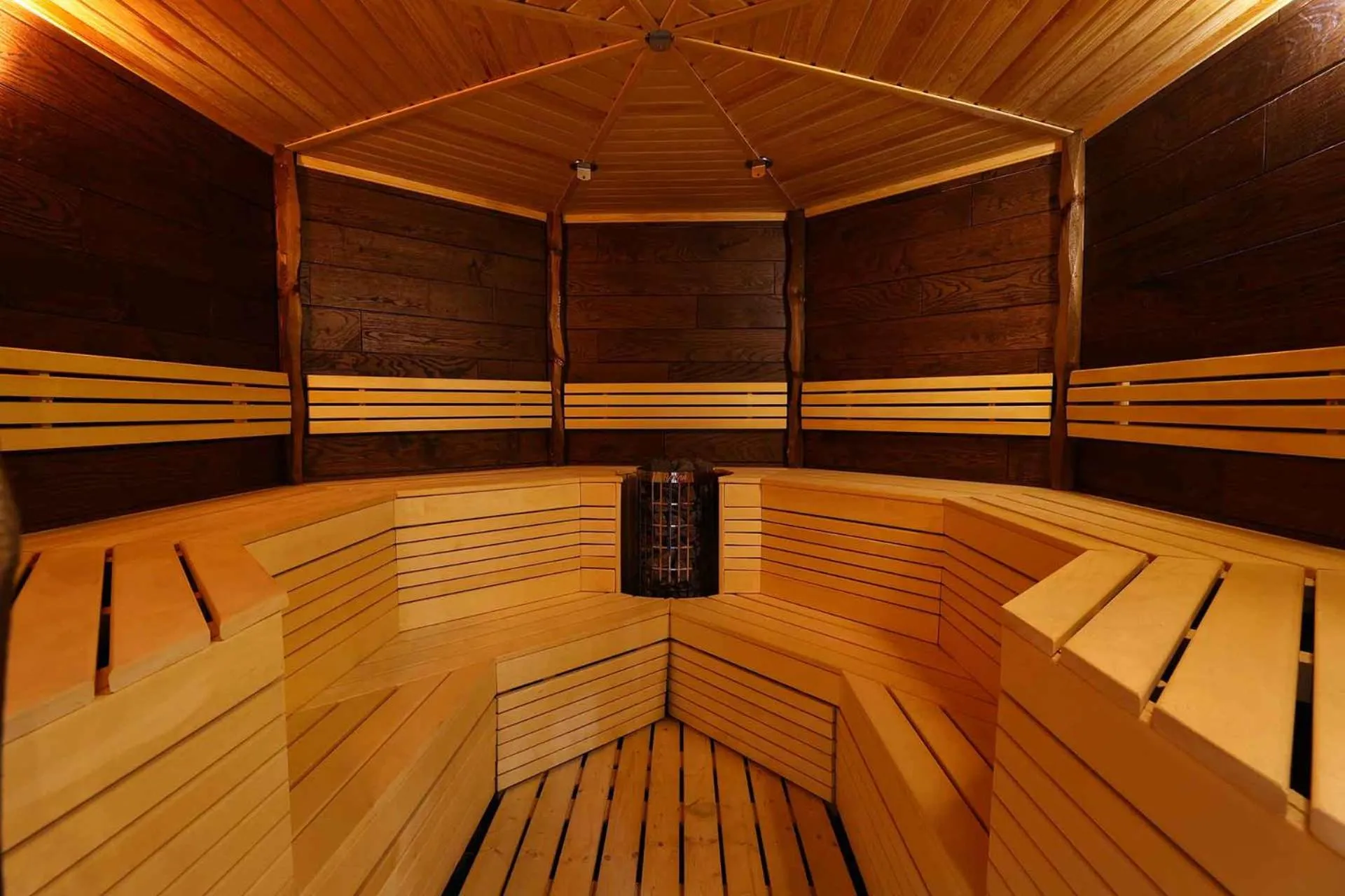 Sauna in Armaco Residence