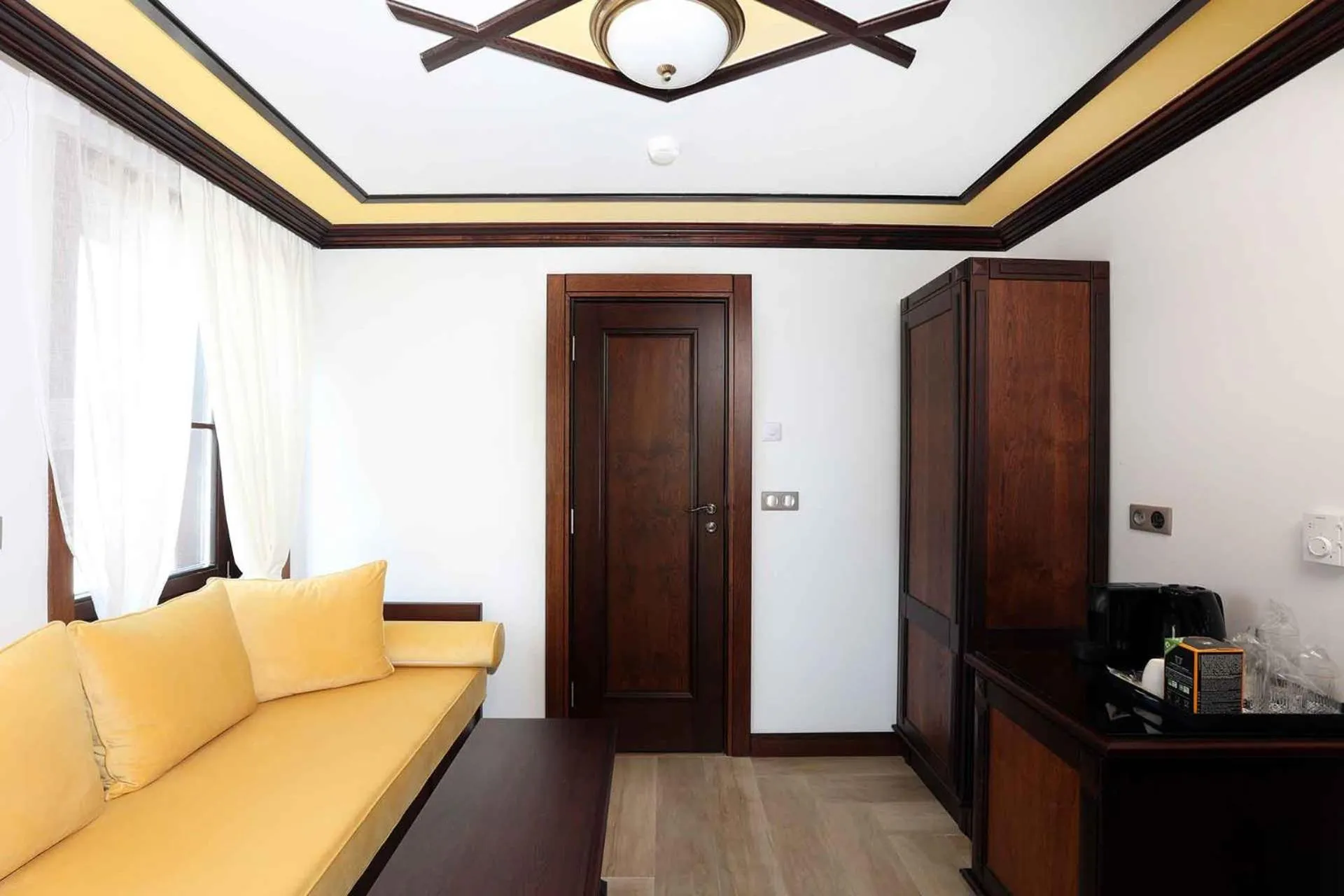 Living room in Armaco Residence