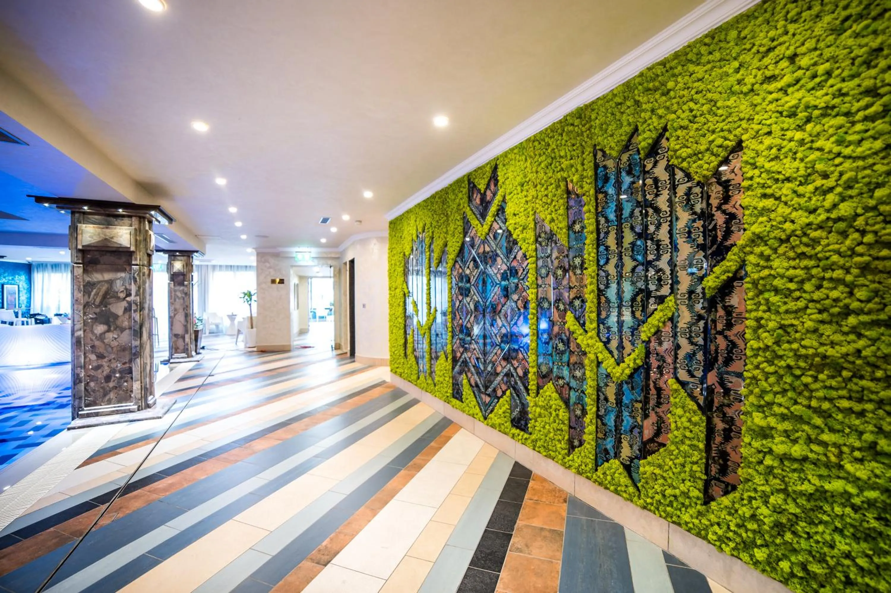 Swimming pool in Armaco Residence