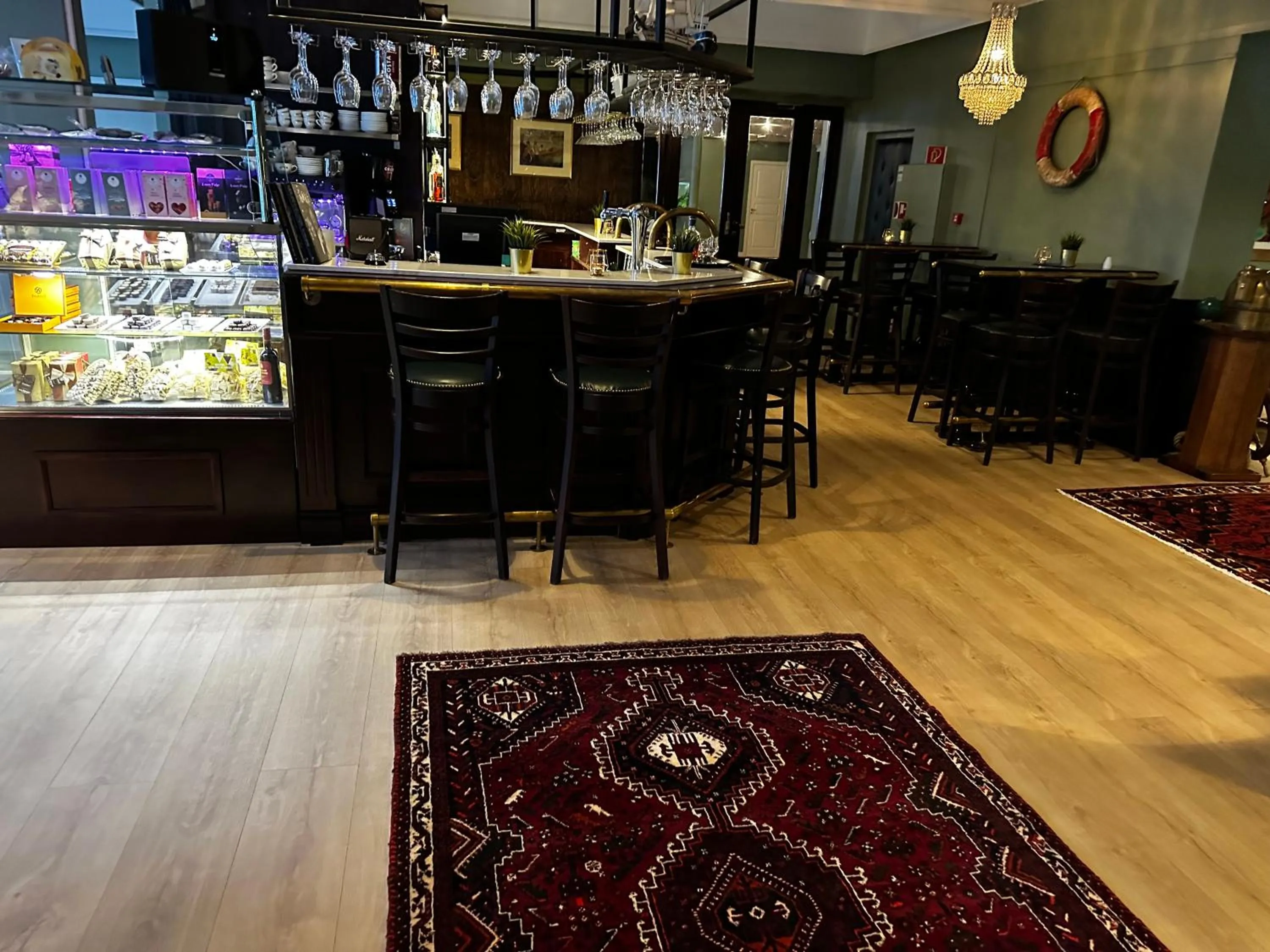 Restaurant/places to eat in Bømlo Hotell