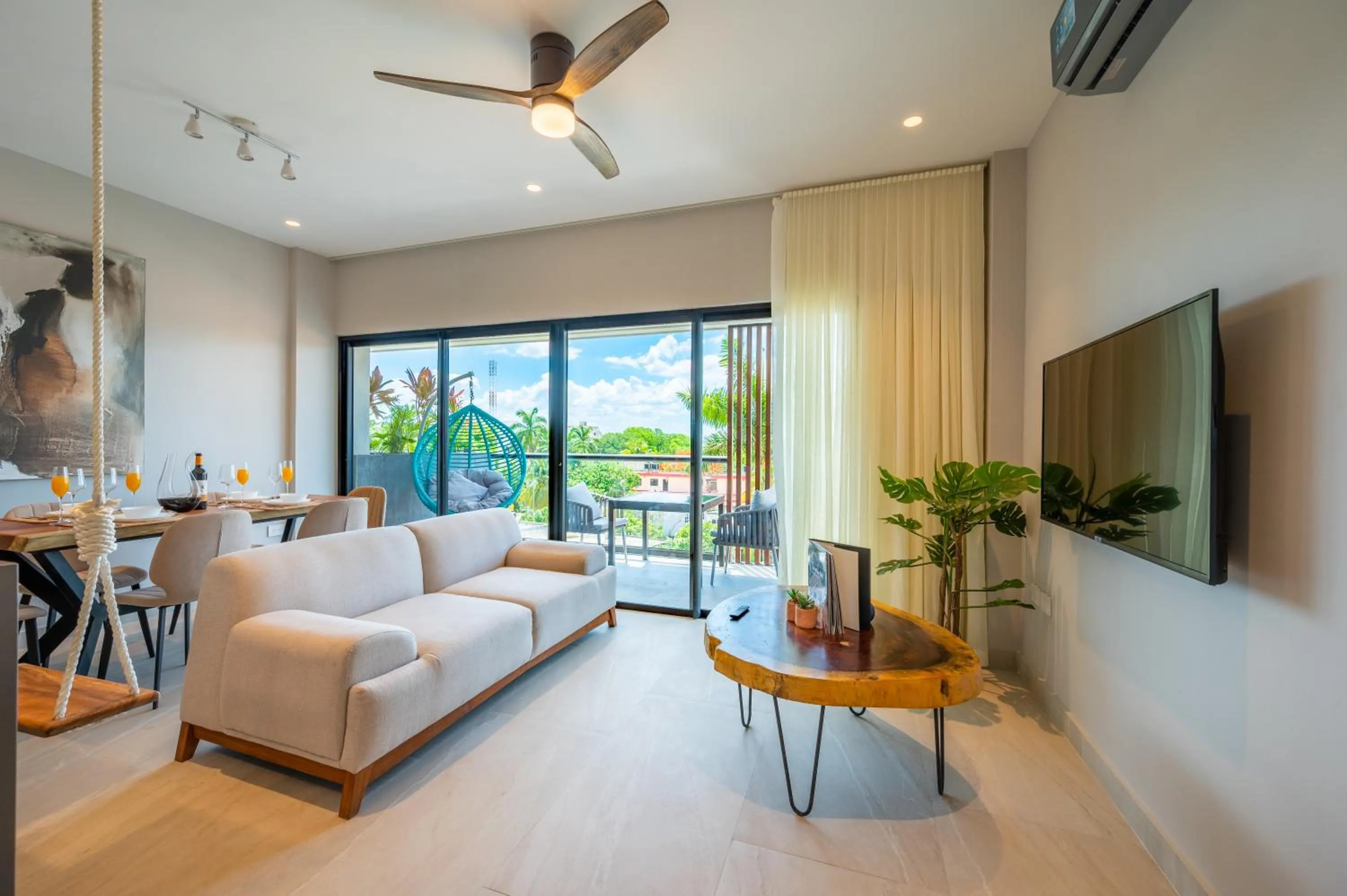 TV and multimedia in Kippal - Modern Oasis - ApartHotel