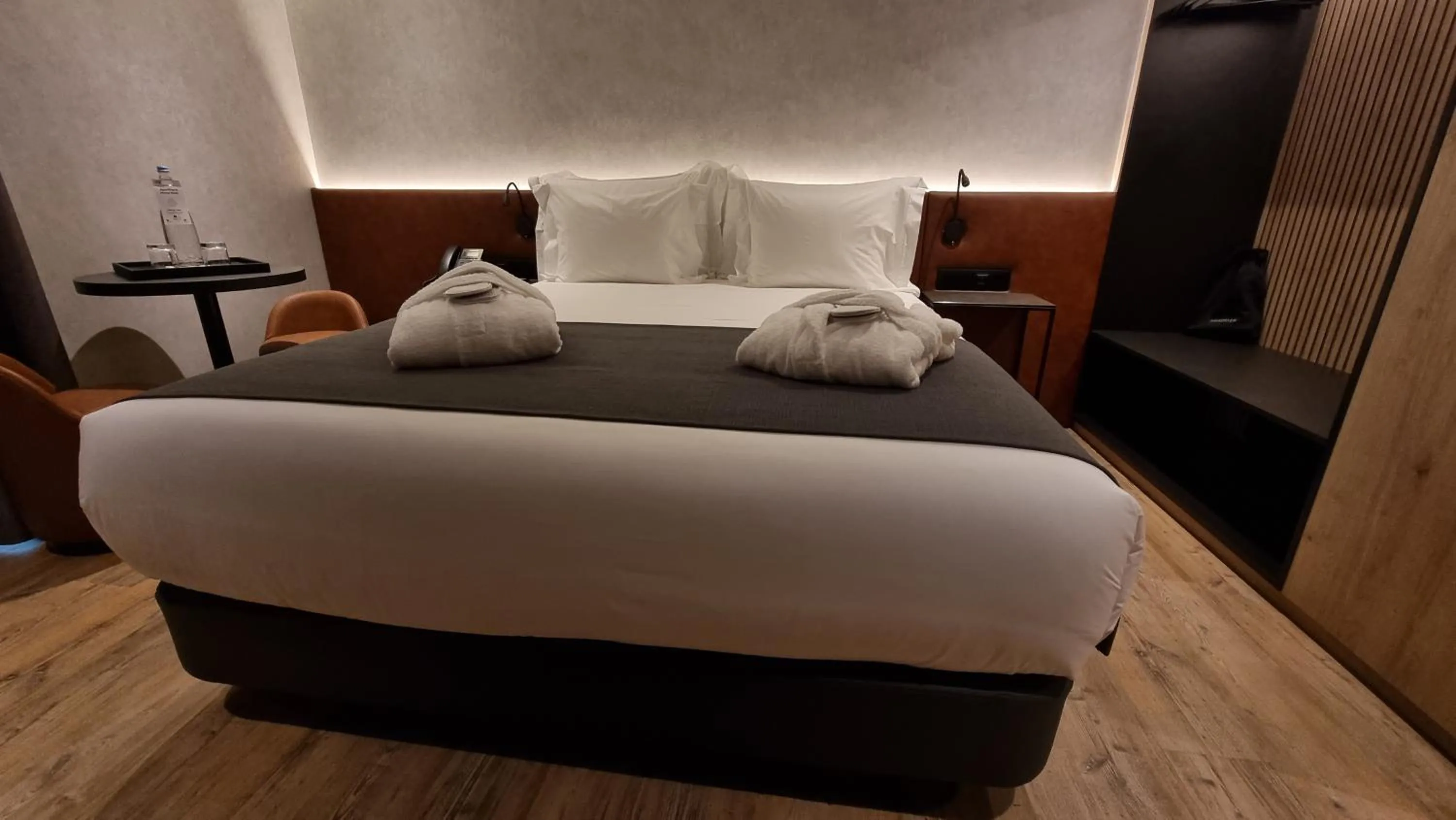 Bedroom, Bed in Hotel Principe Avila