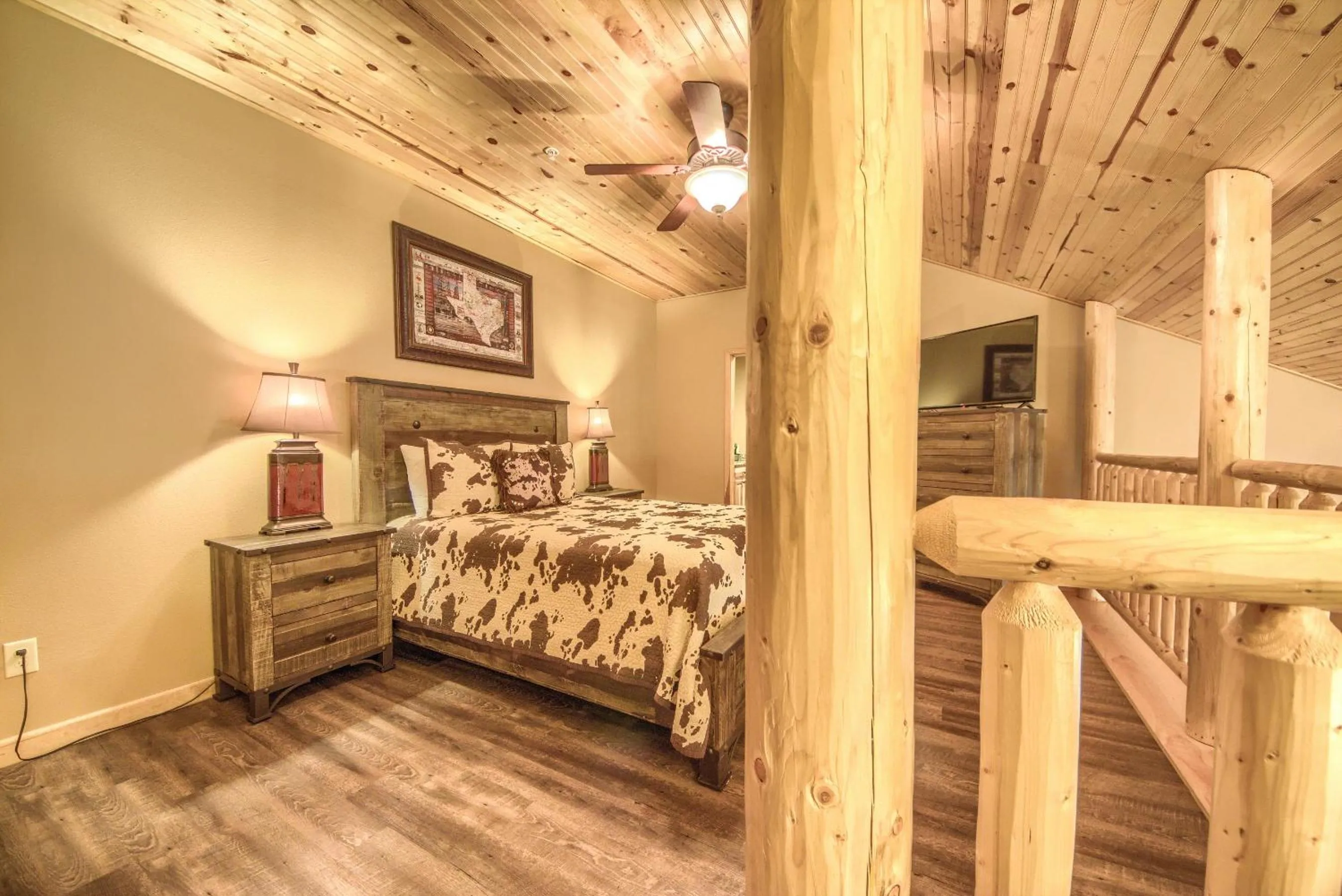 Other, Bed in Old Mills Resort OM A8