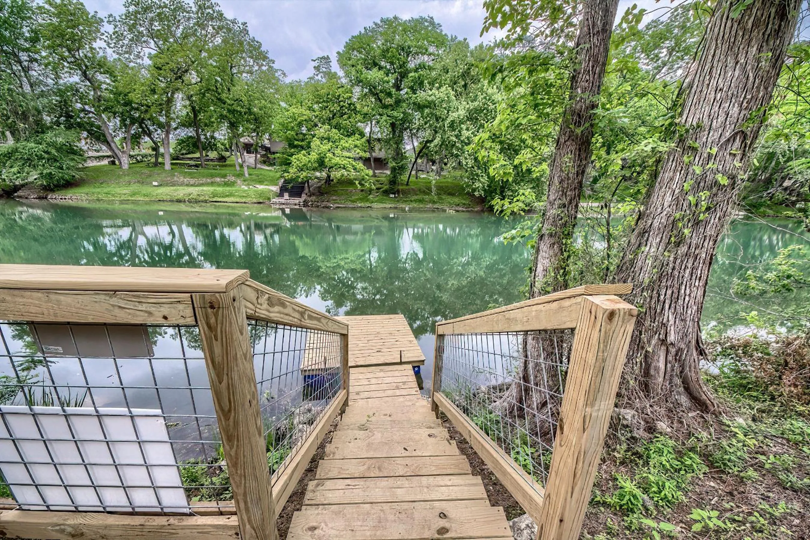 Other in CL 954 River Cliff Retreat