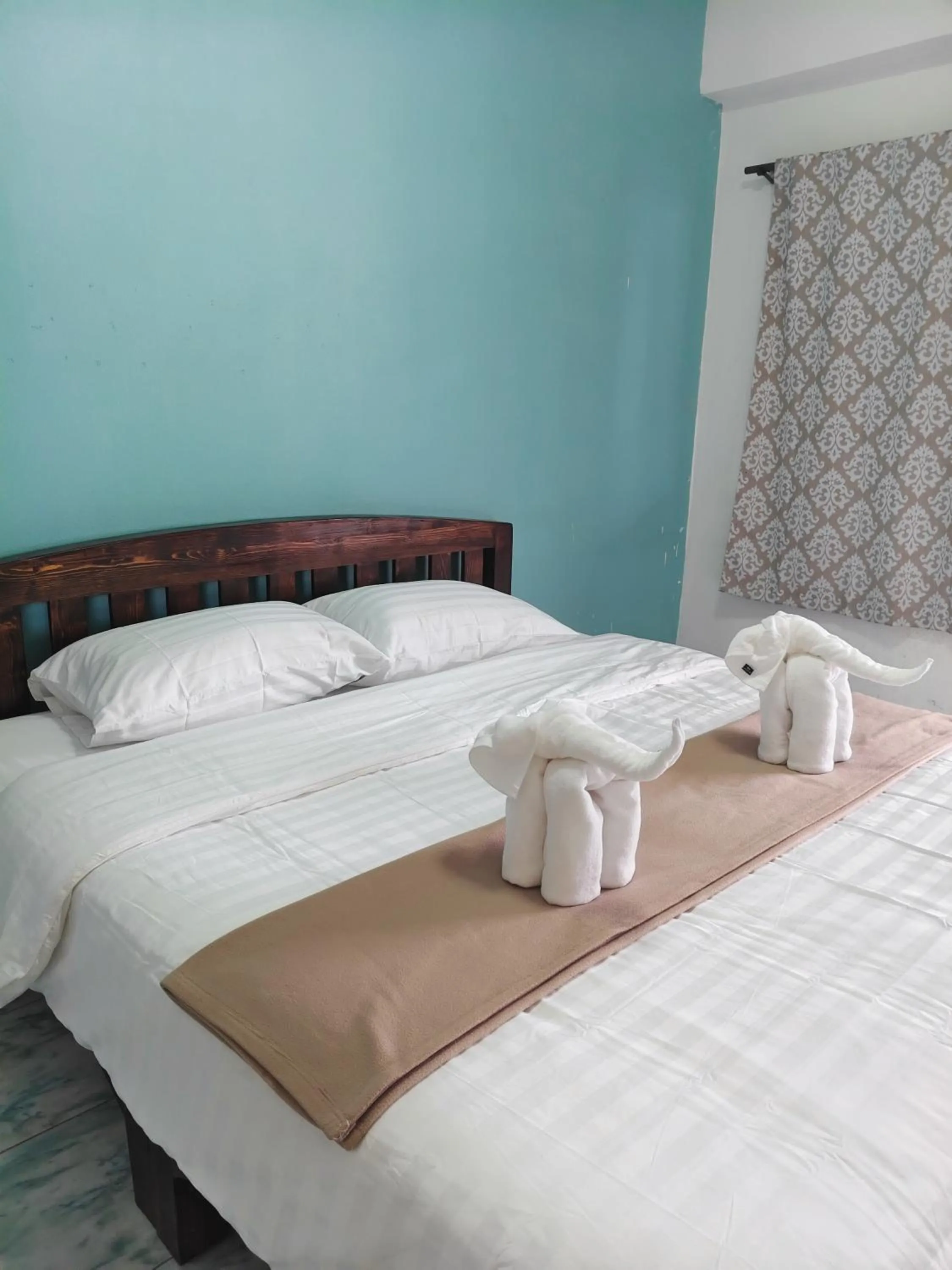 Bed in Noble Thippanate