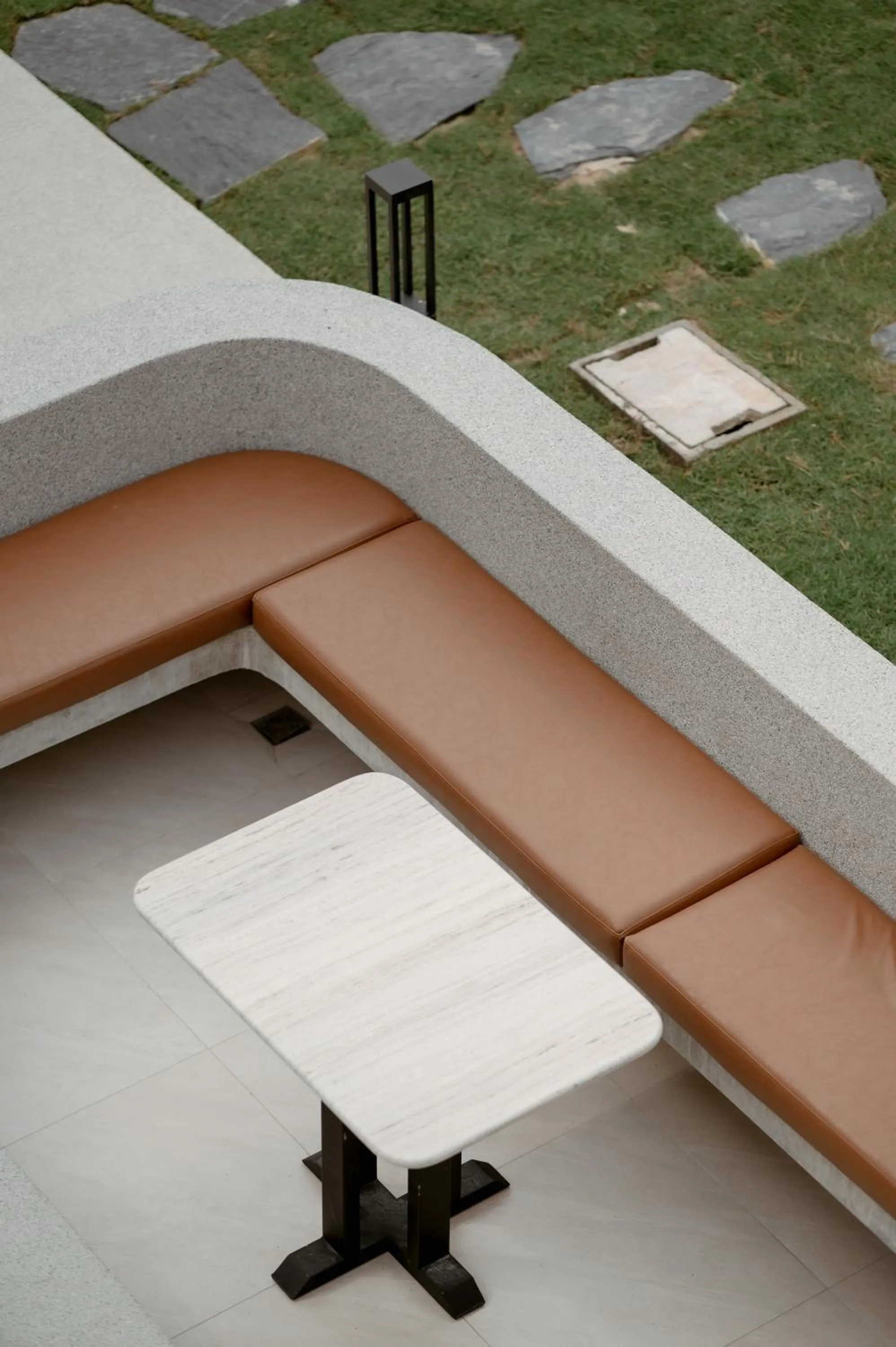 Day in Villa Paramount 2