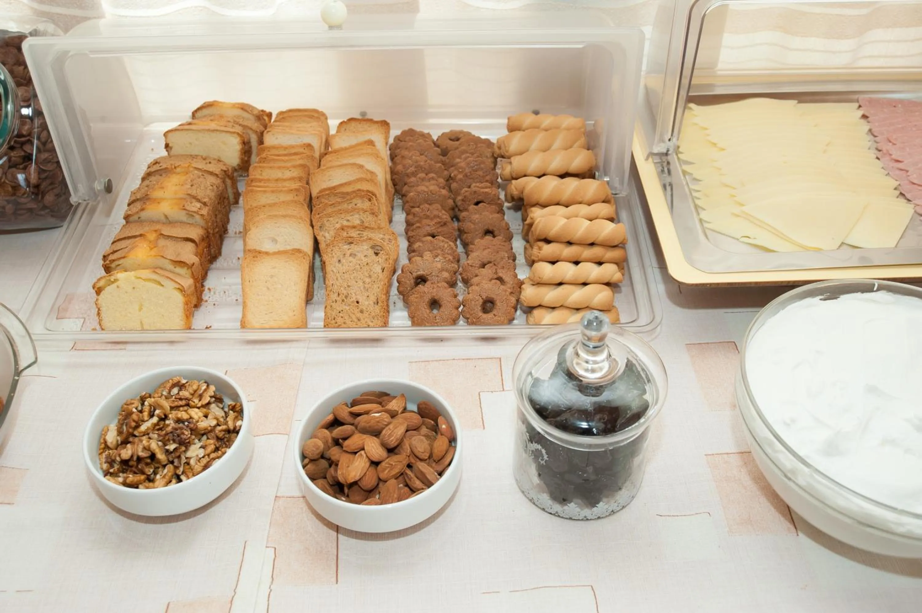 Breakfast in Hermes Delphi Hotel