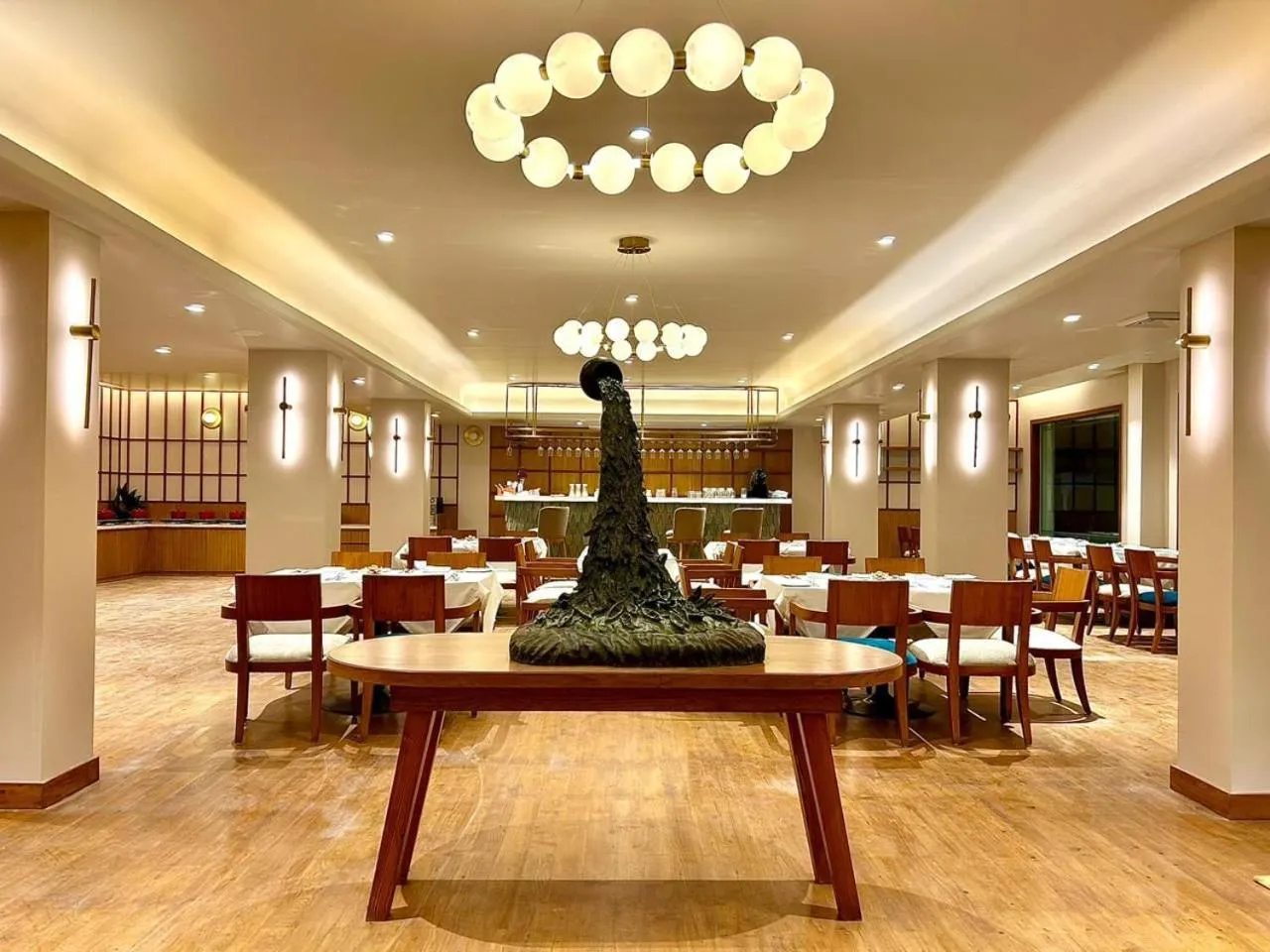 Restaurant/places to eat in Bookmark Resorts, Manali
