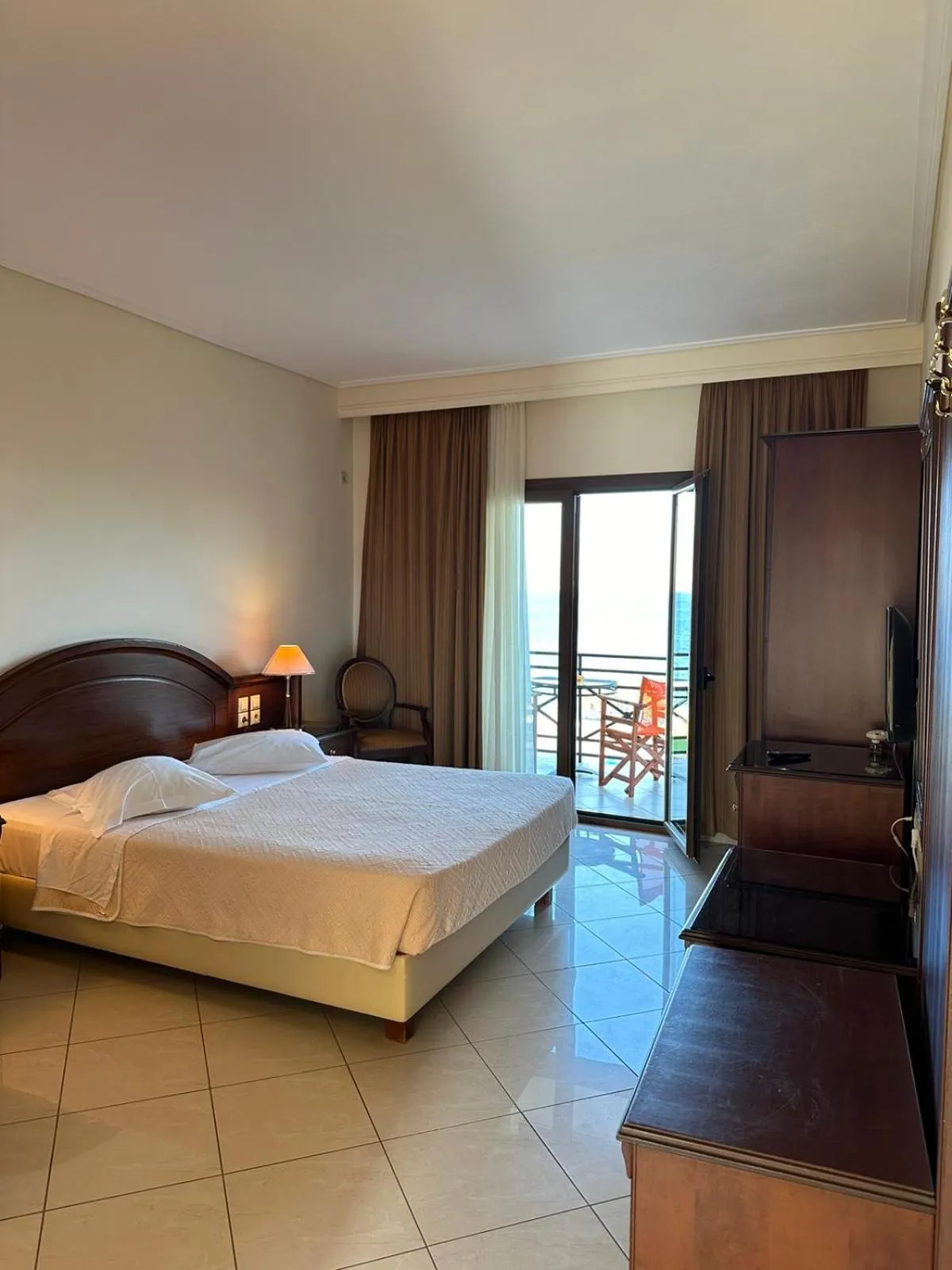 Photo of the whole room in Europa Beach Hotel