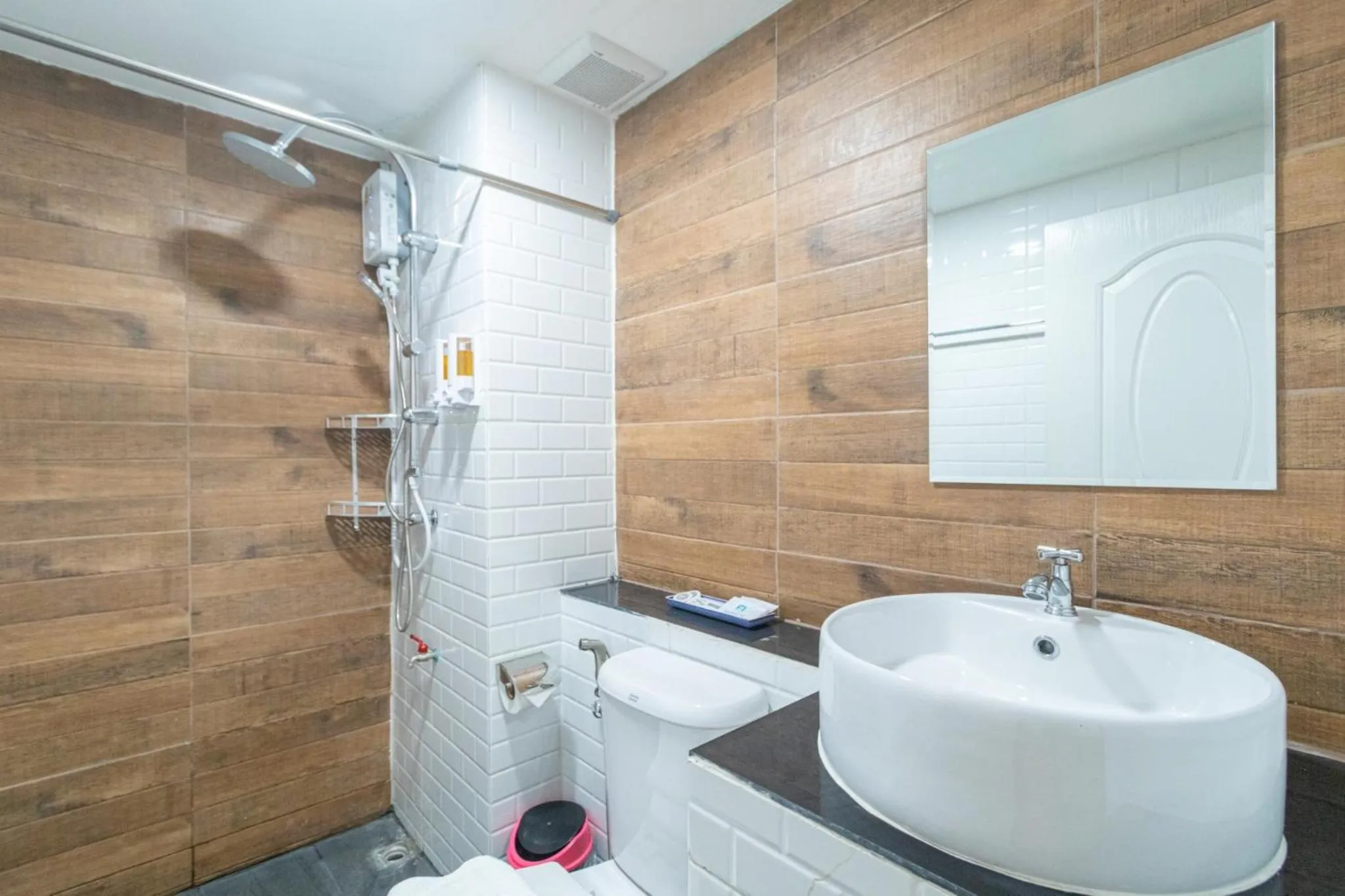 Bathroom in Peacock De Pai Hotel