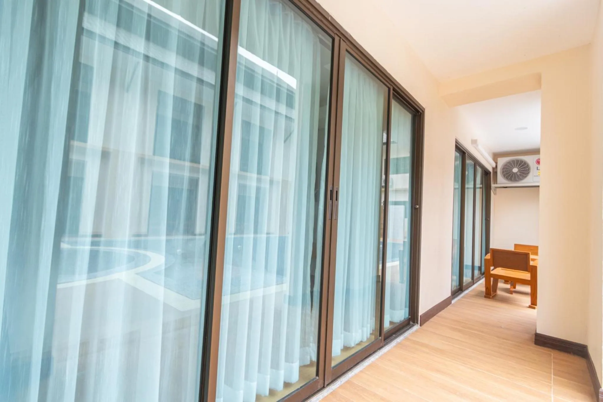 Balcony/Terrace in Peacock De Pai Hotel