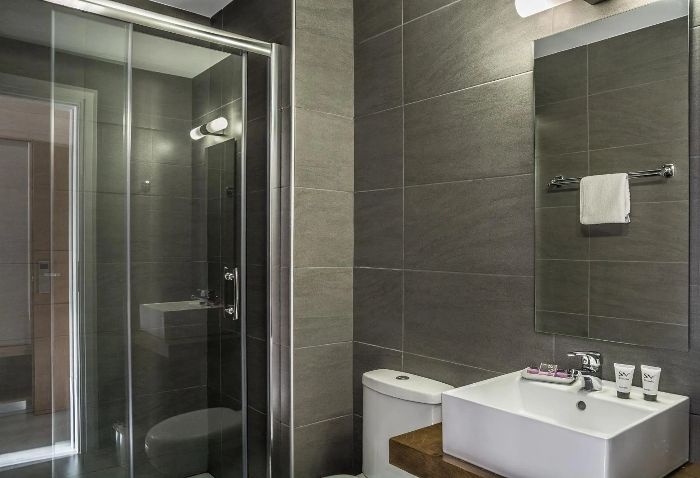 Shower in Sea View Hotel & Apartments