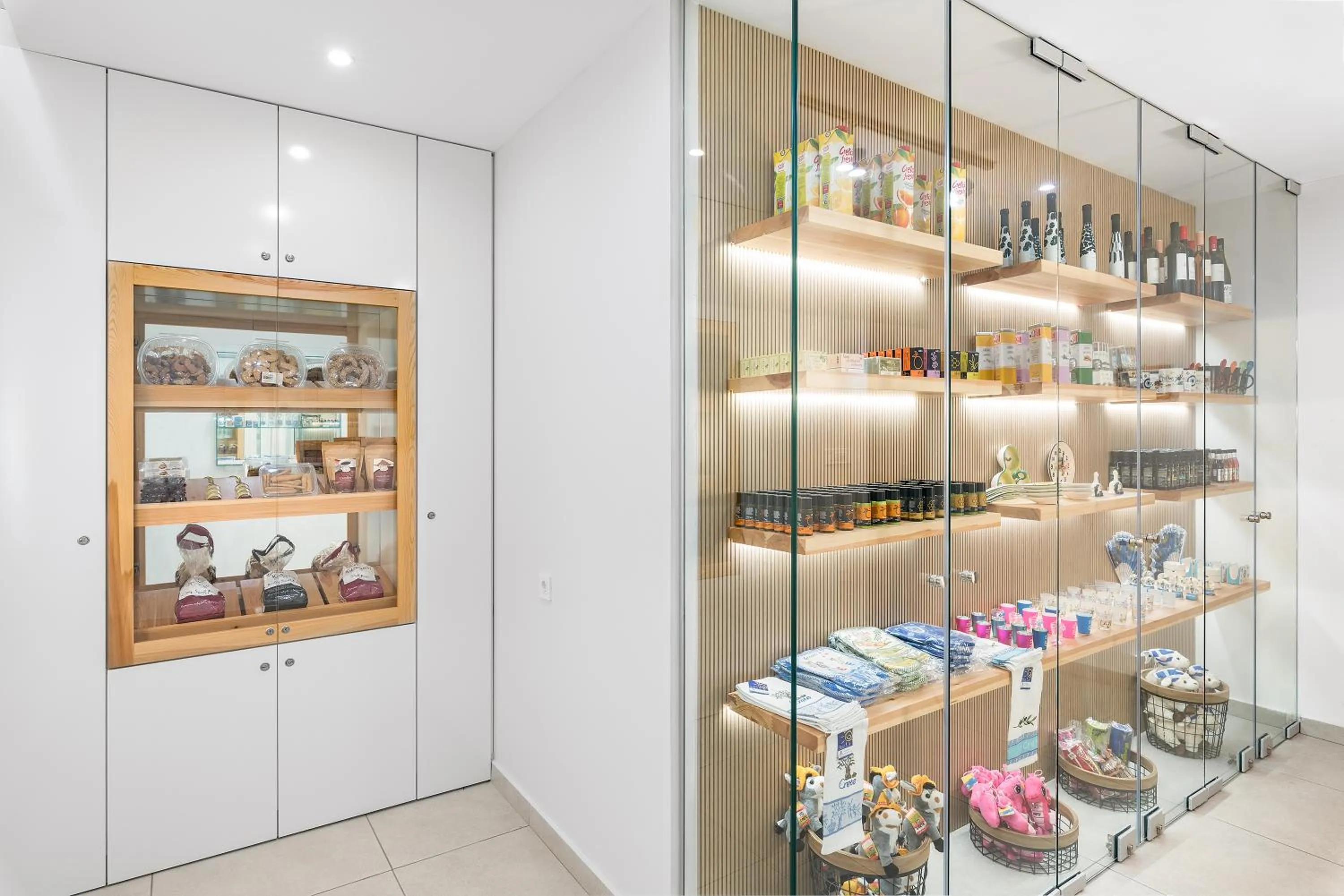 On-site shops in Sea View Hotel & Apartments