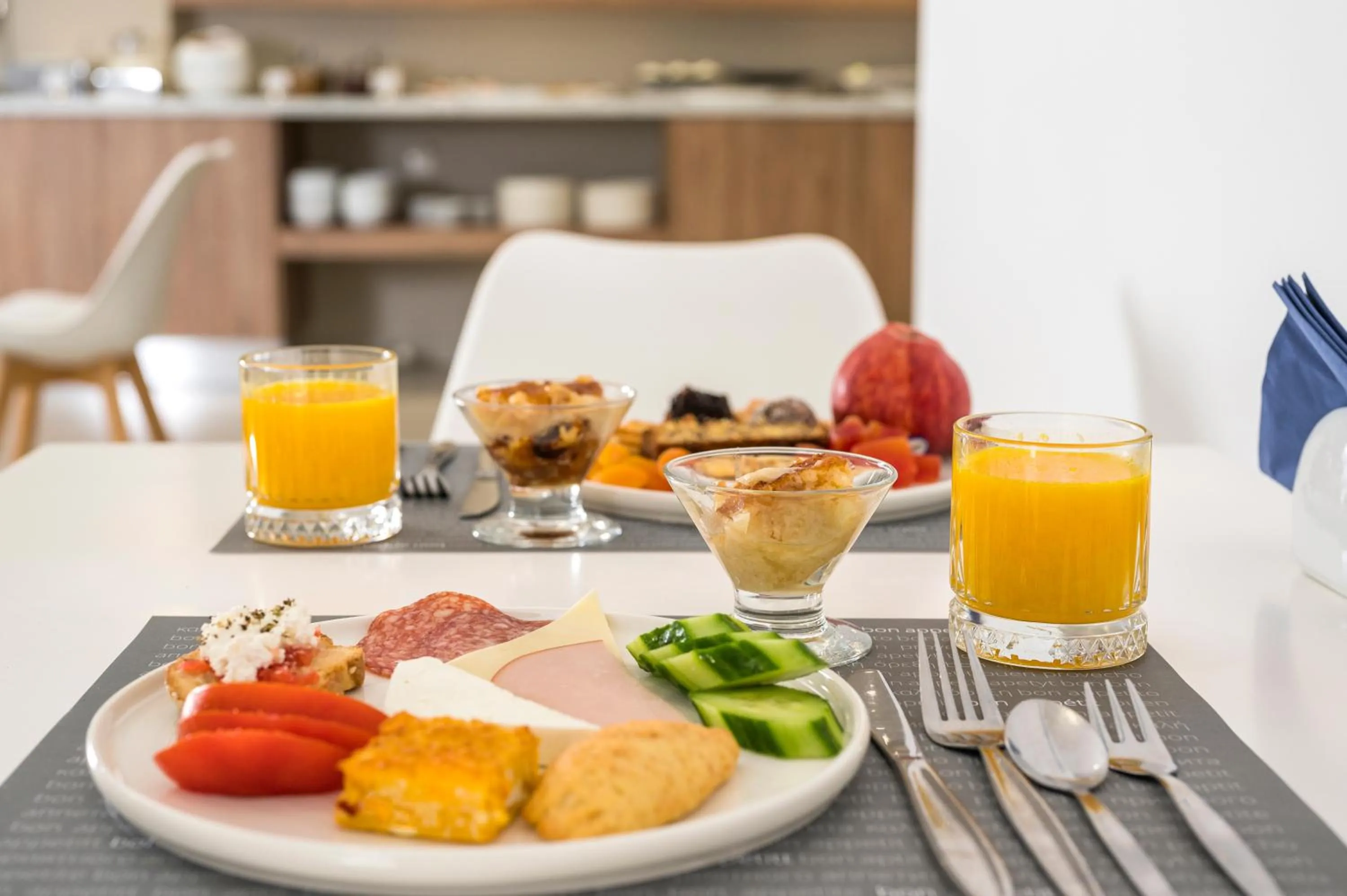 Breakfast in Sea View Hotel & Apartments