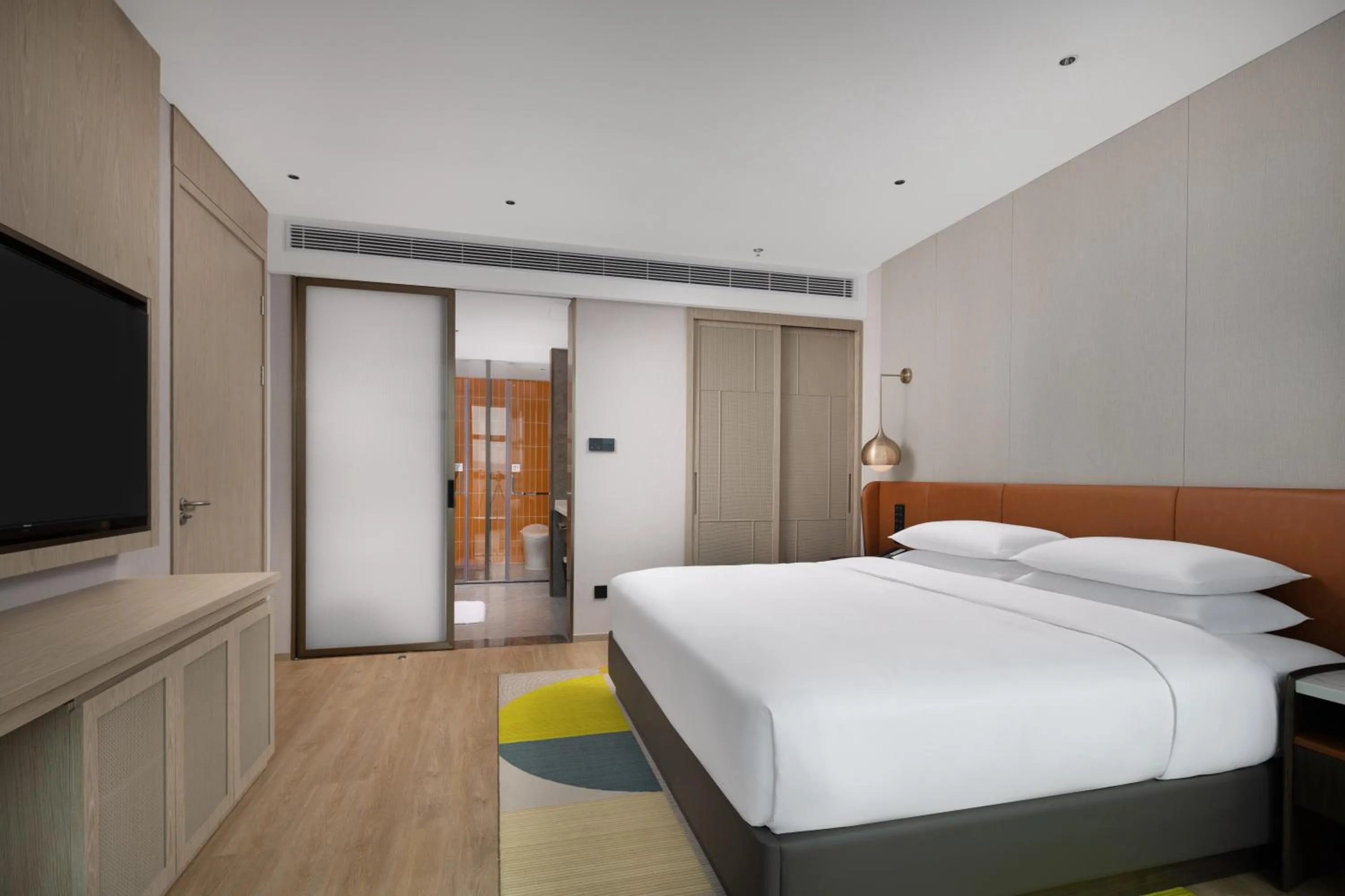 Communal lounge/ TV room, Bed in Home2 Suites by Hilton Guiyang Nanming Jiyuan