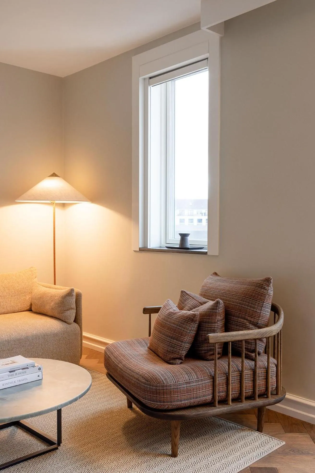 Seating area in Hypernym Hotel & Suites