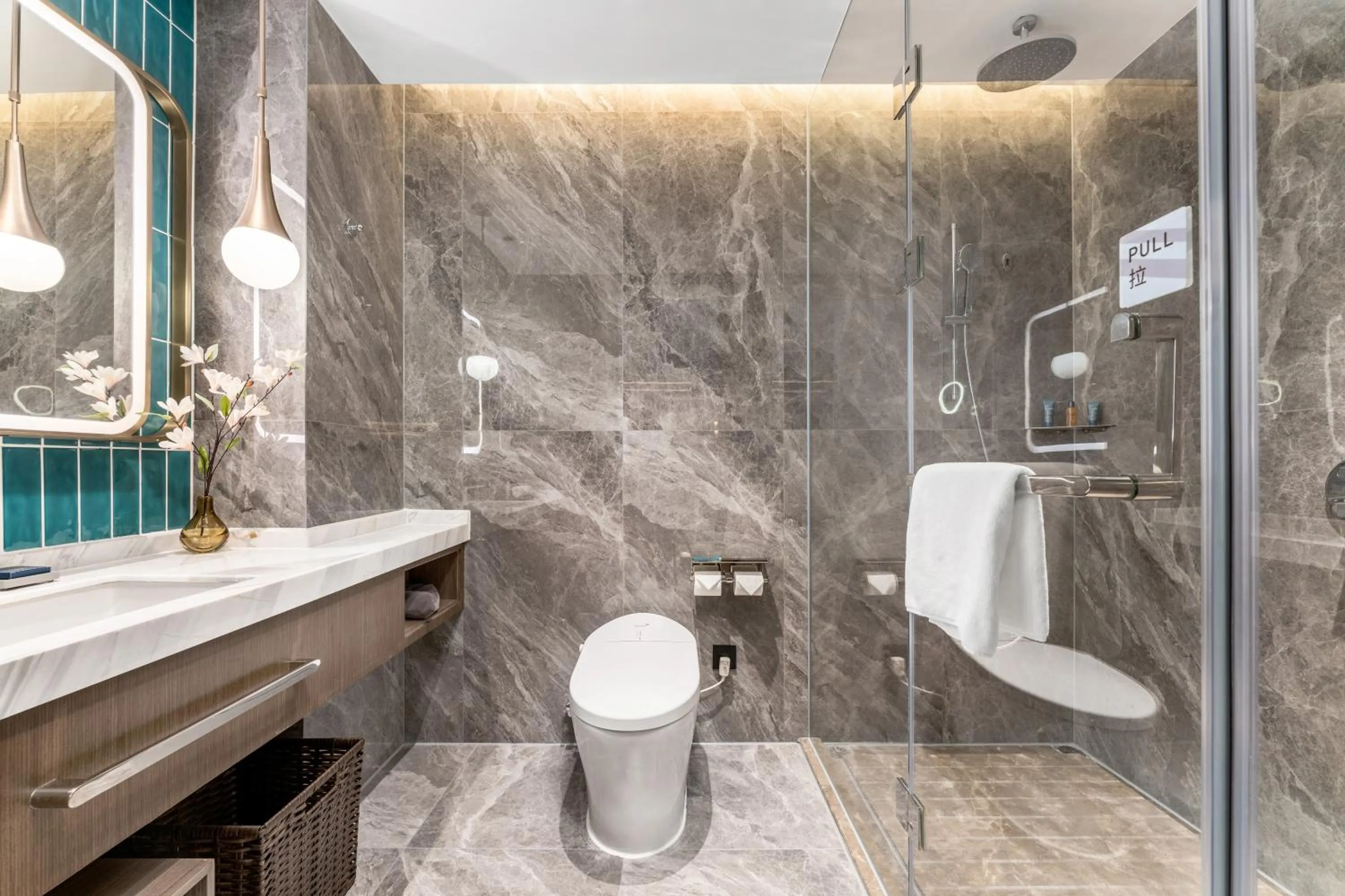 Toilet in Home2 Suites by Hilton Shenzhen Nanshan Science & Technology Park