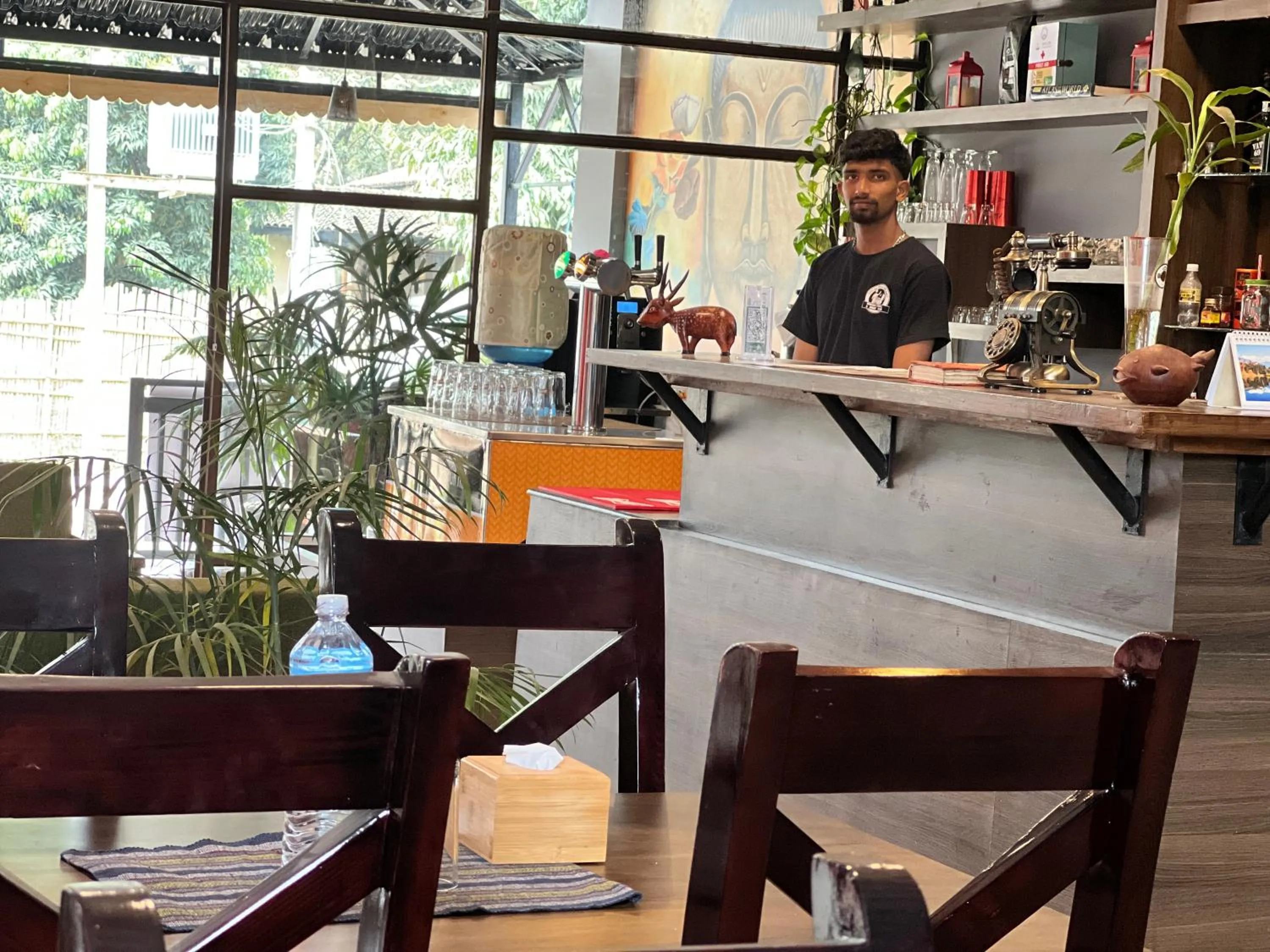 Restaurant/places to eat in Sauraha Holiday Home Riverside by managed Hotel Surya Adventure