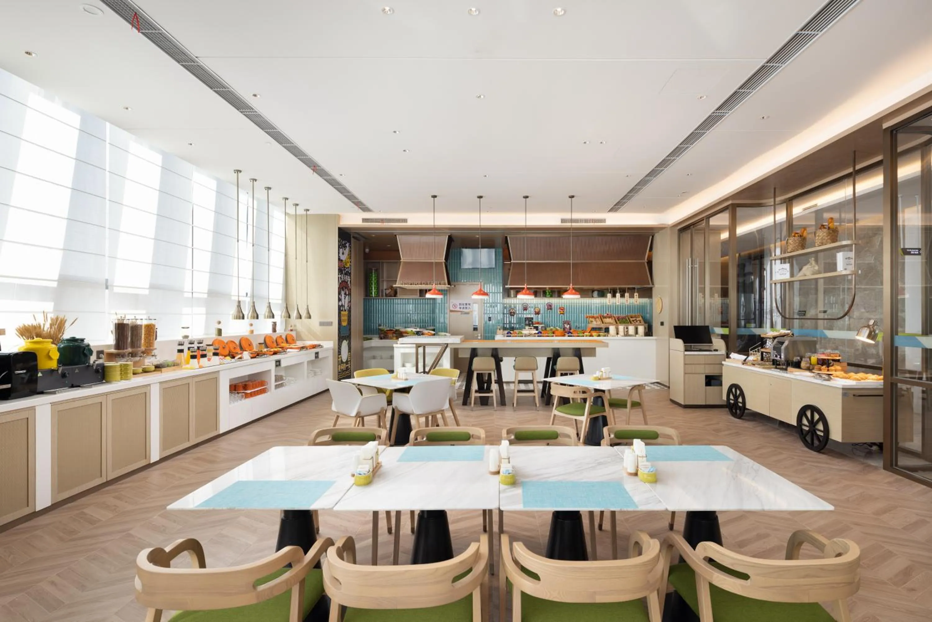 Restaurant/places to eat in Home2 Suites by Hilton Beijing Shunyi