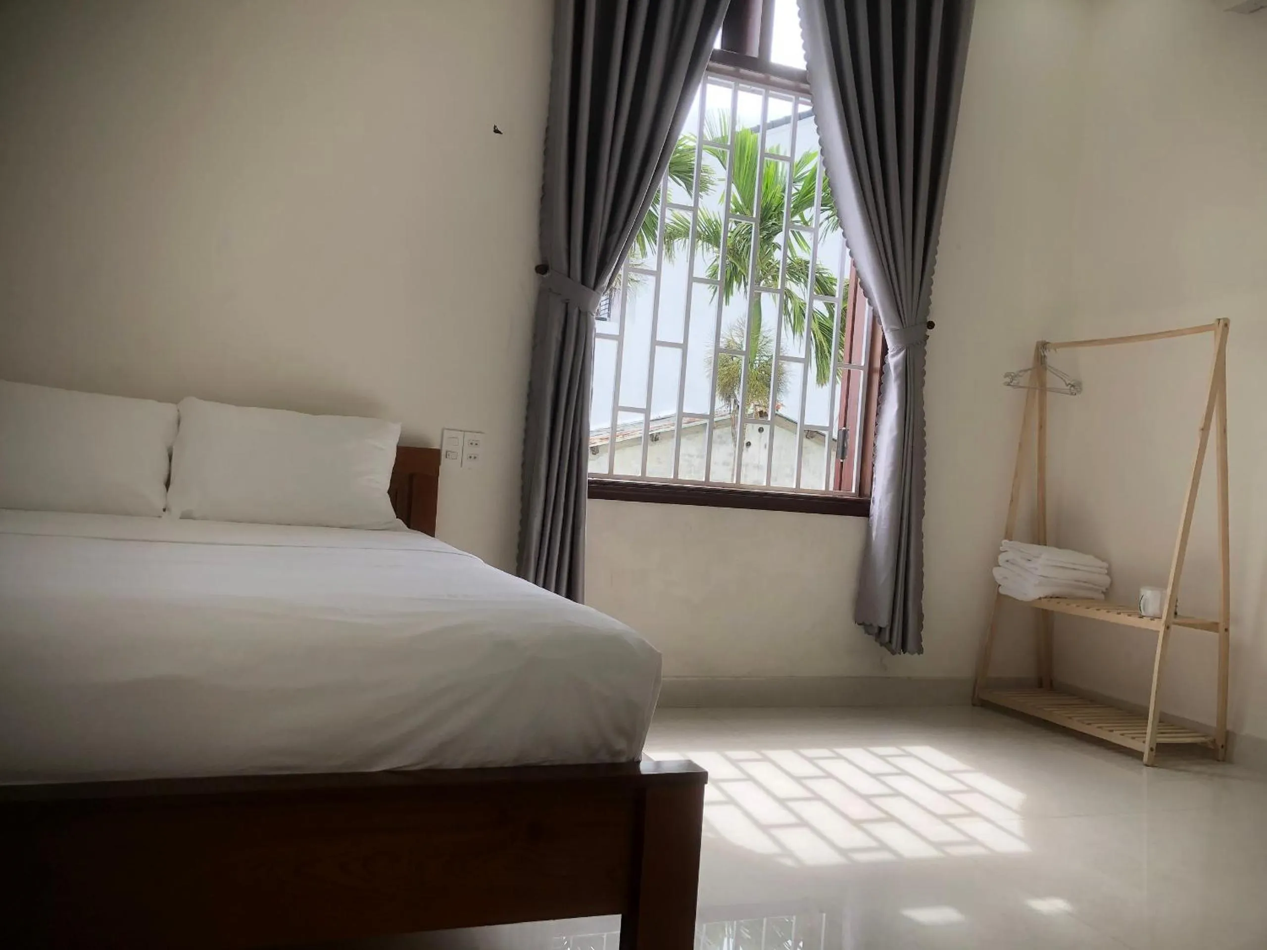 Bedroom, Bed in Homestay Phương House