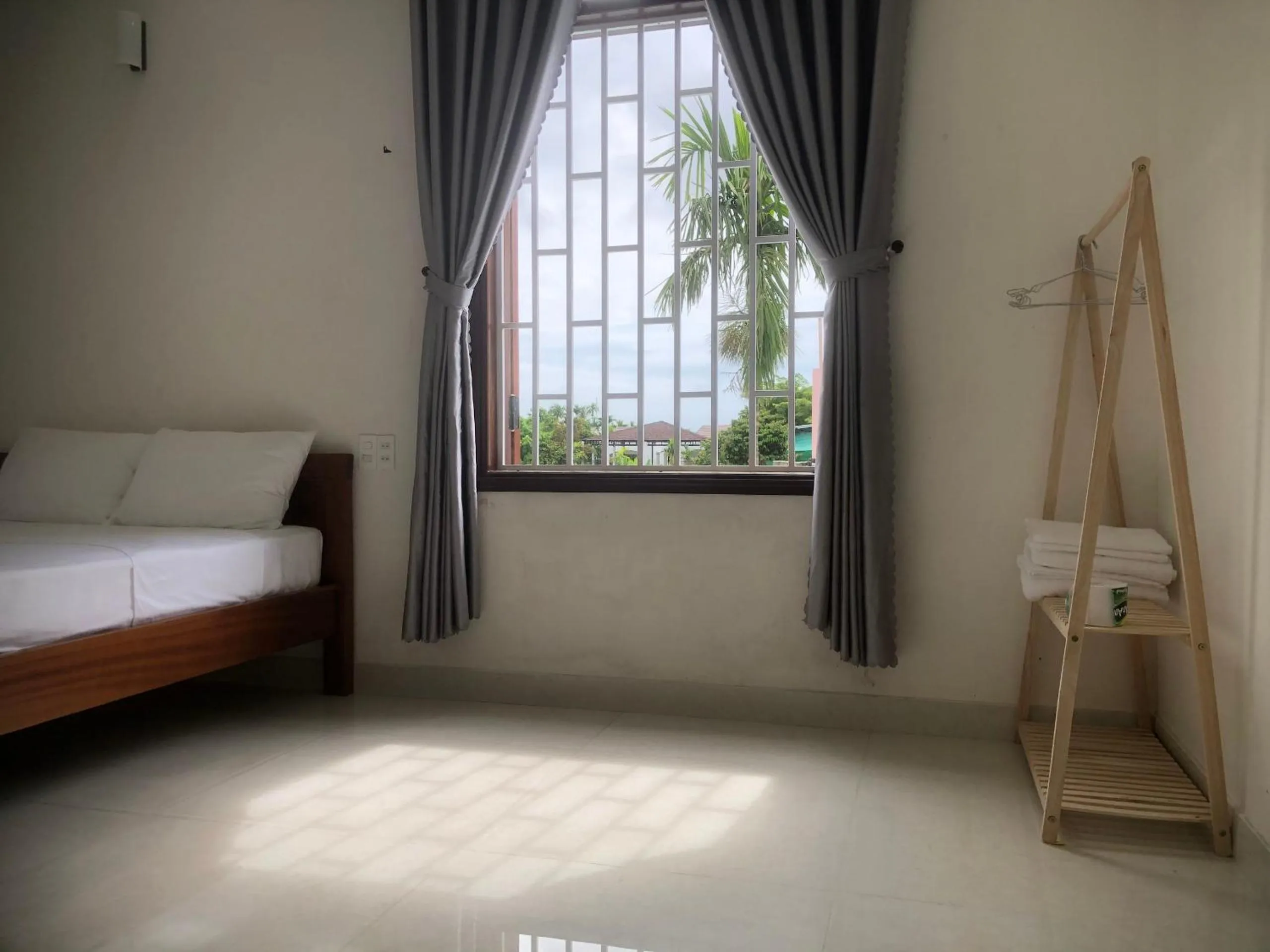 Photo of the whole room, Bed in Homestay Phương House