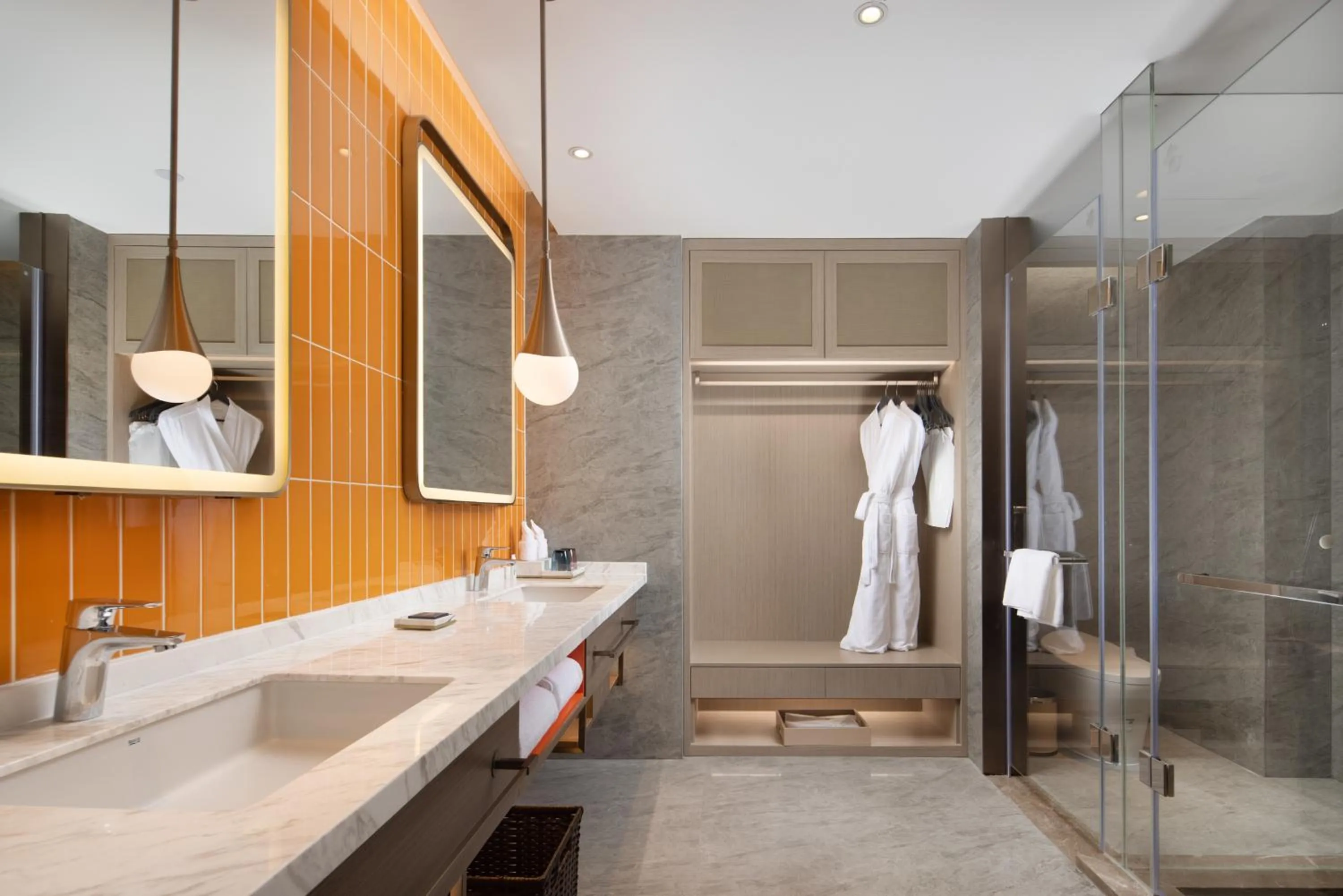 Bathroom in Home2 Suites by Hilton Shanwei Lufeng