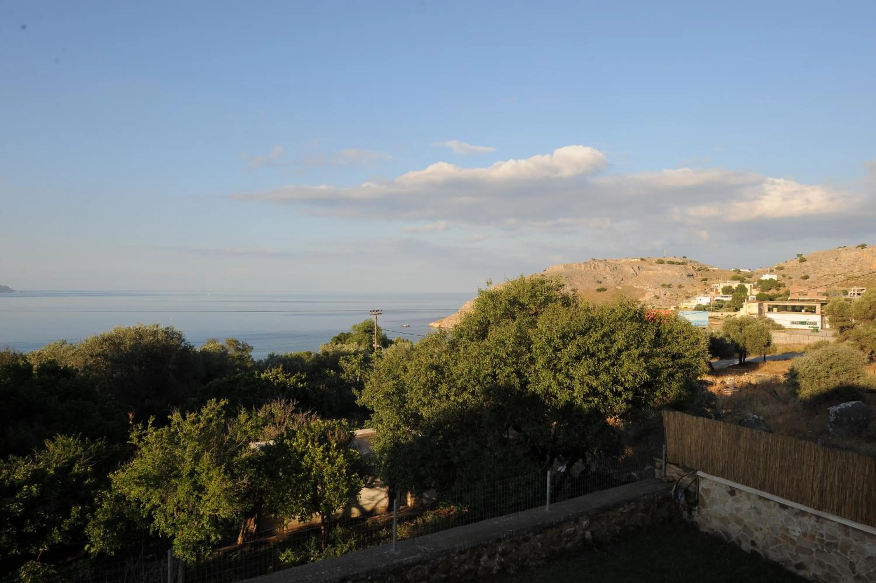 Area and facilities in Golden View Studios