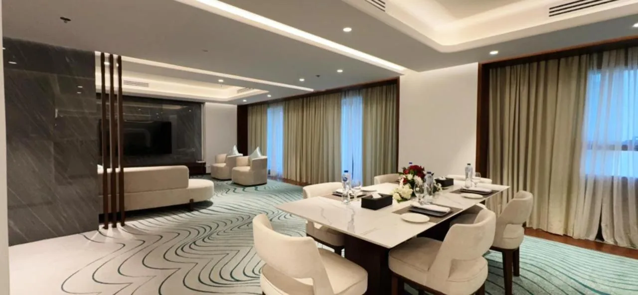 TV and multimedia in Jayden Hotel