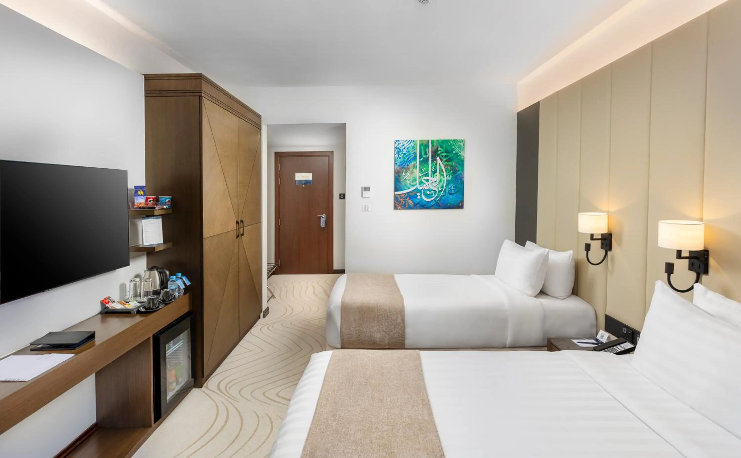 Bedroom, Bed in Jayden Hotel