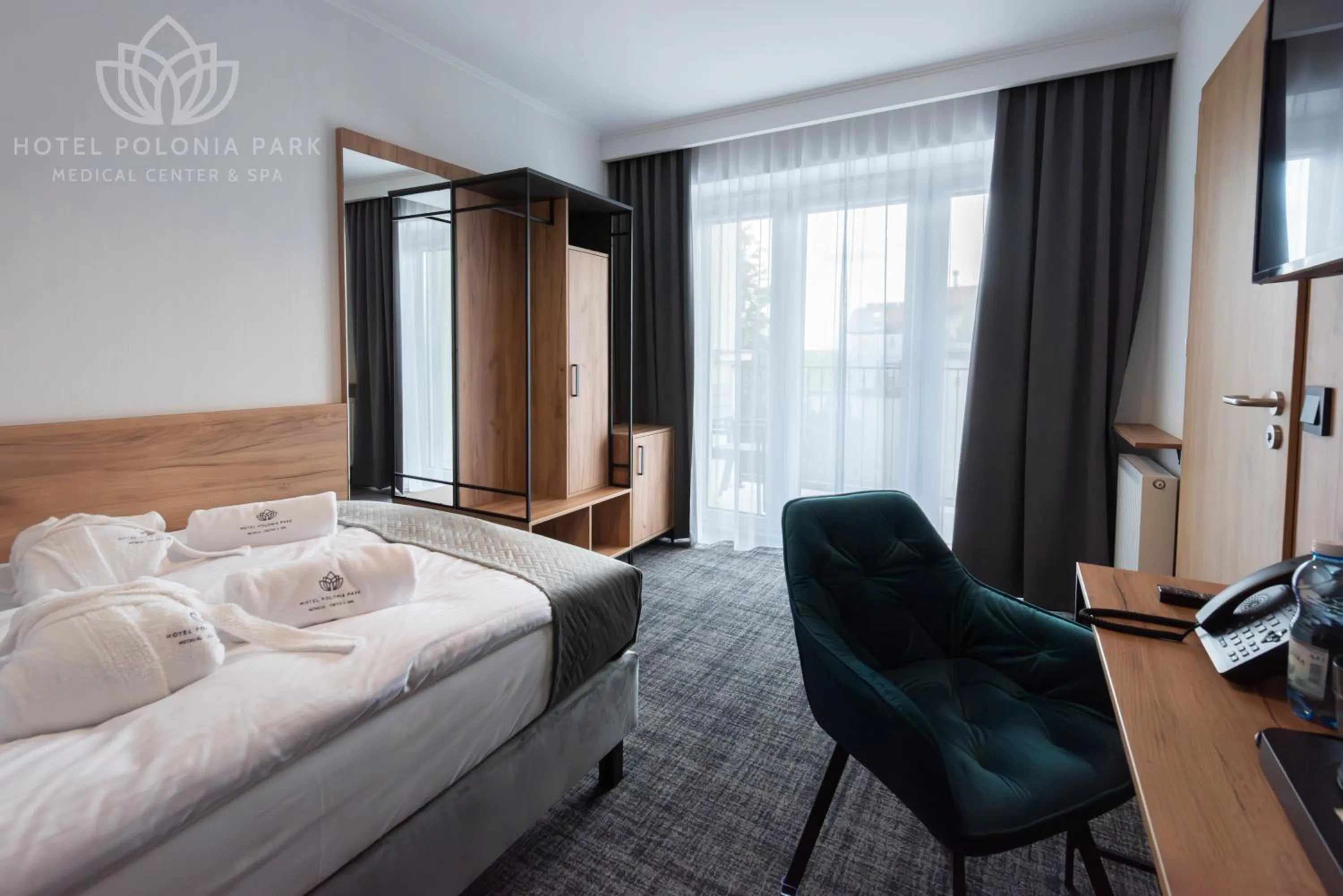 Bed in Hotel Polonia PARK Medical Center & Spa