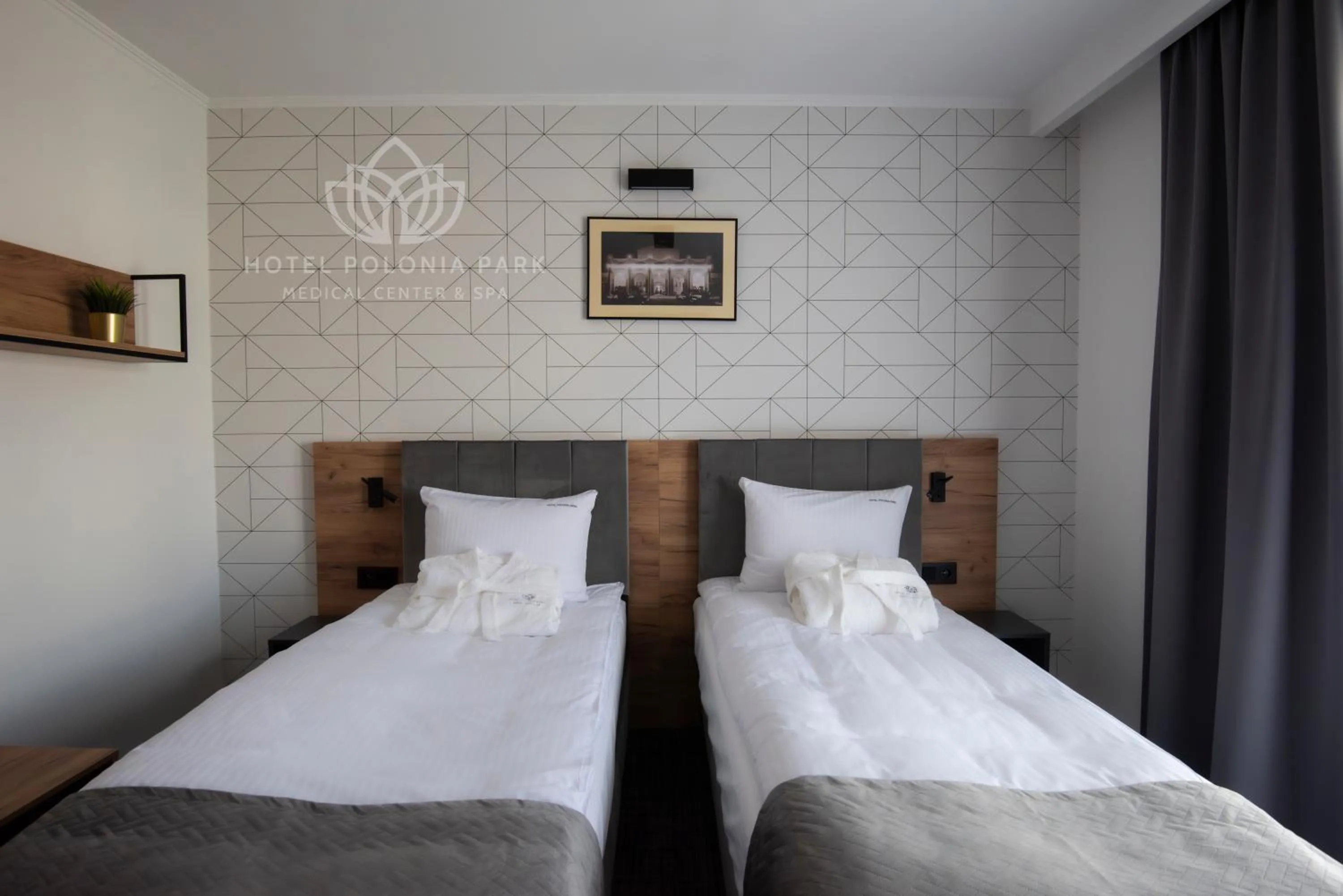 Bed in Hotel Polonia PARK Medical Center & Spa