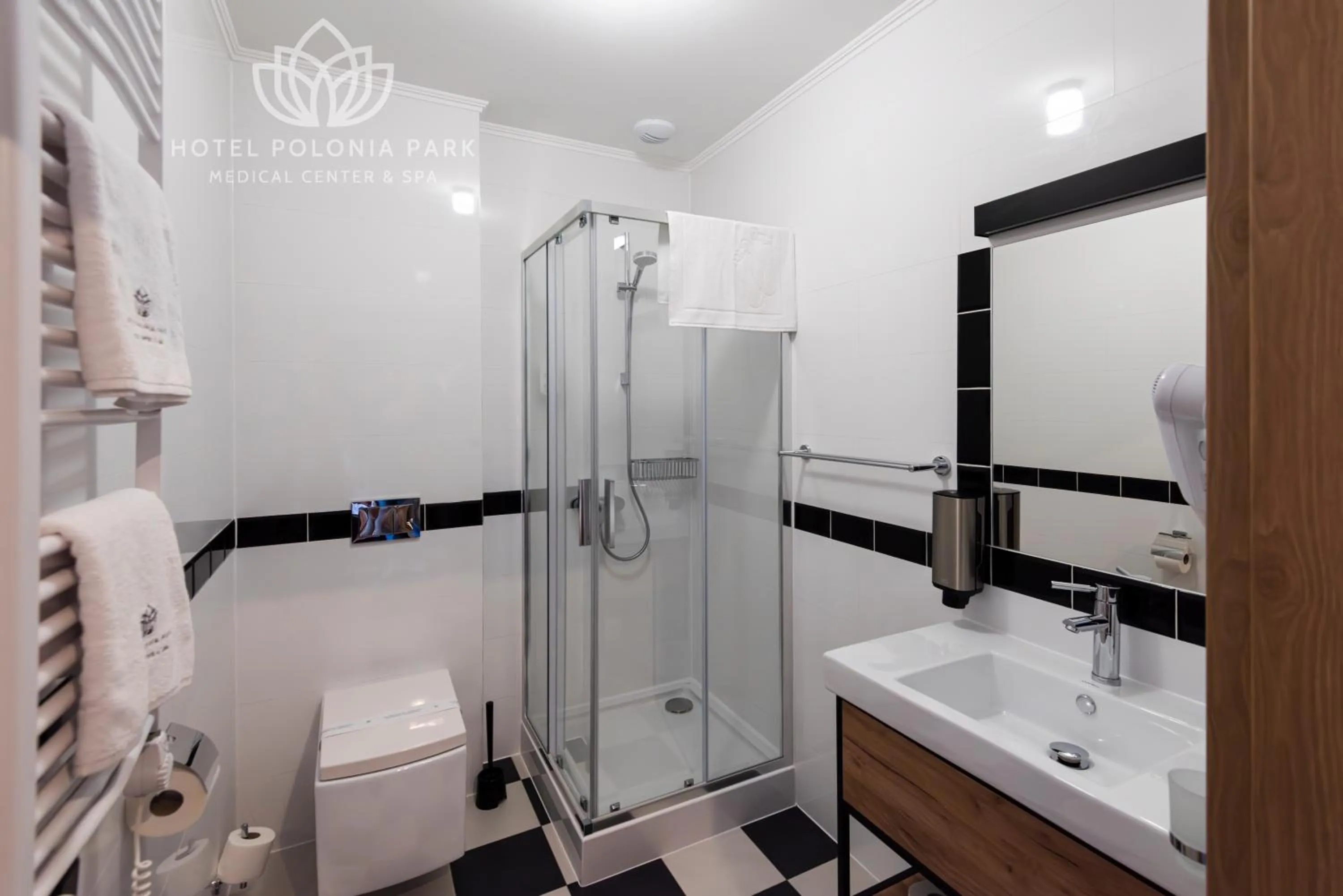 Shower in Hotel Polonia PARK Medical Center & Spa