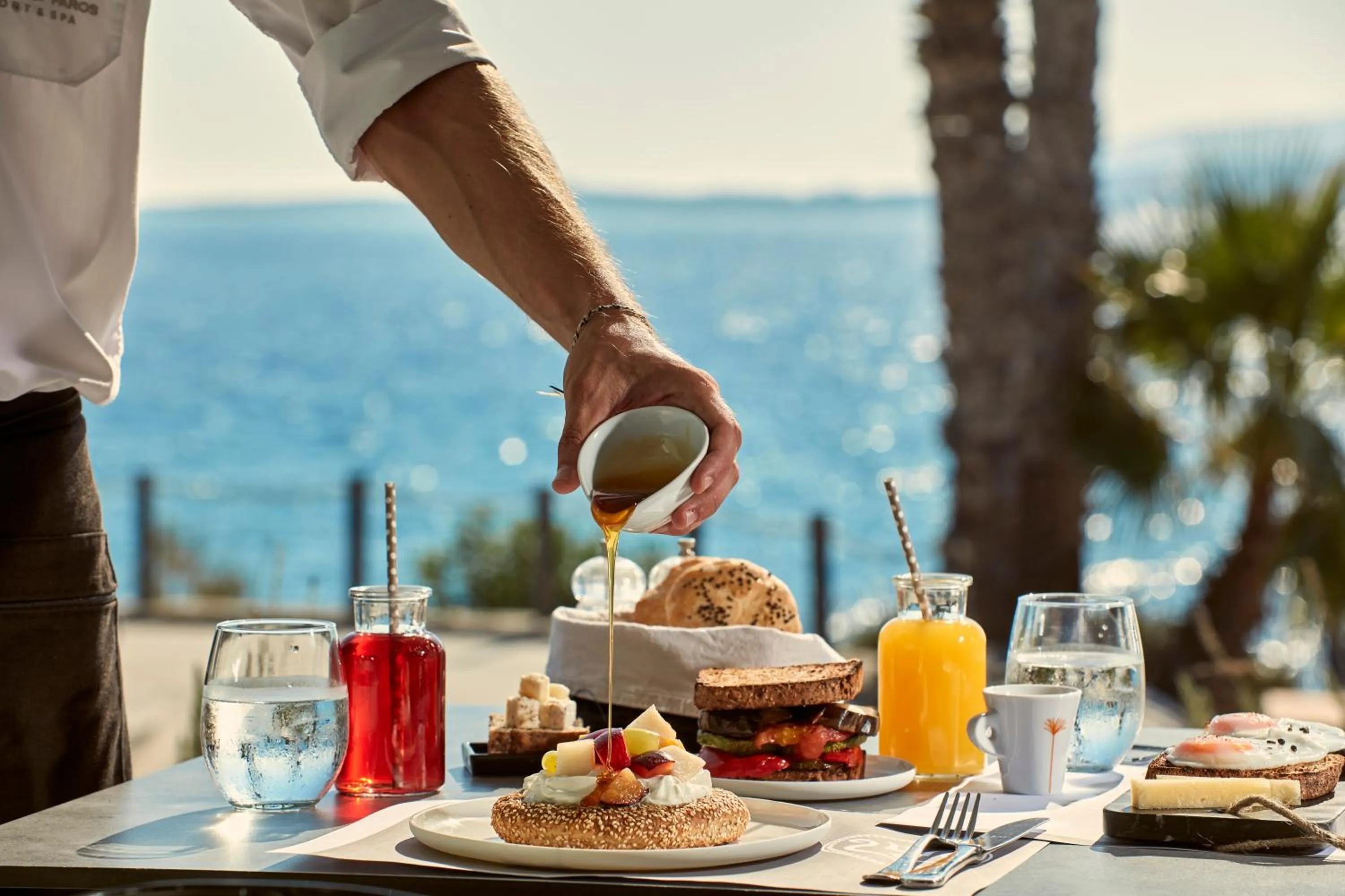 Restaurant/places to eat in Poseidon of Paros Hotel & Spa