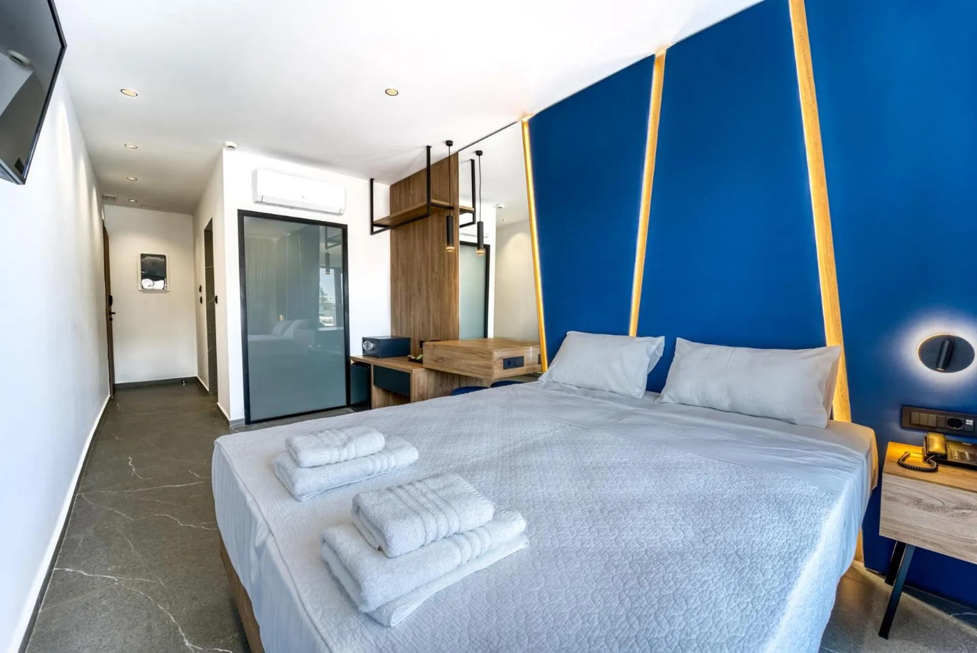 Bed in Island Sea Side Hotel - Adults Only