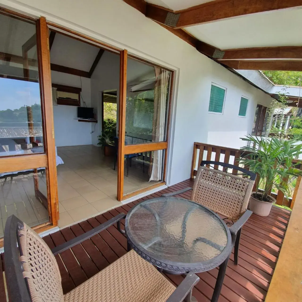 Double Room with Balcony and Sea View in Honiara Hotel Double Room with Balcony and Sea View in Honiara Hotel