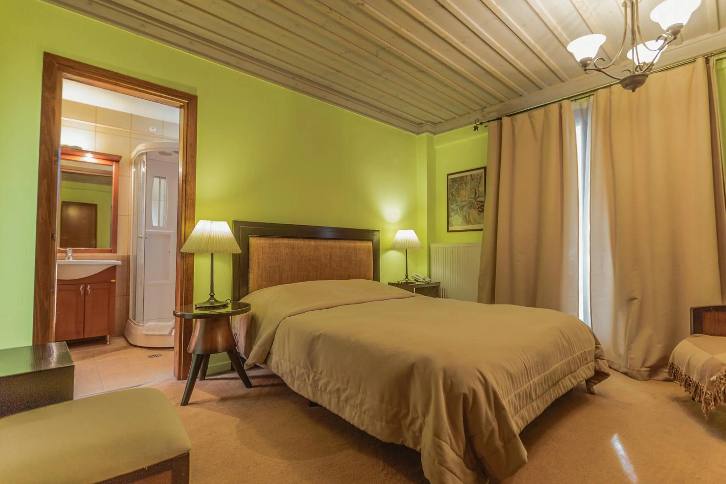 Photo of the whole room, Bed in Boutique Hotel Skamnos Arachova