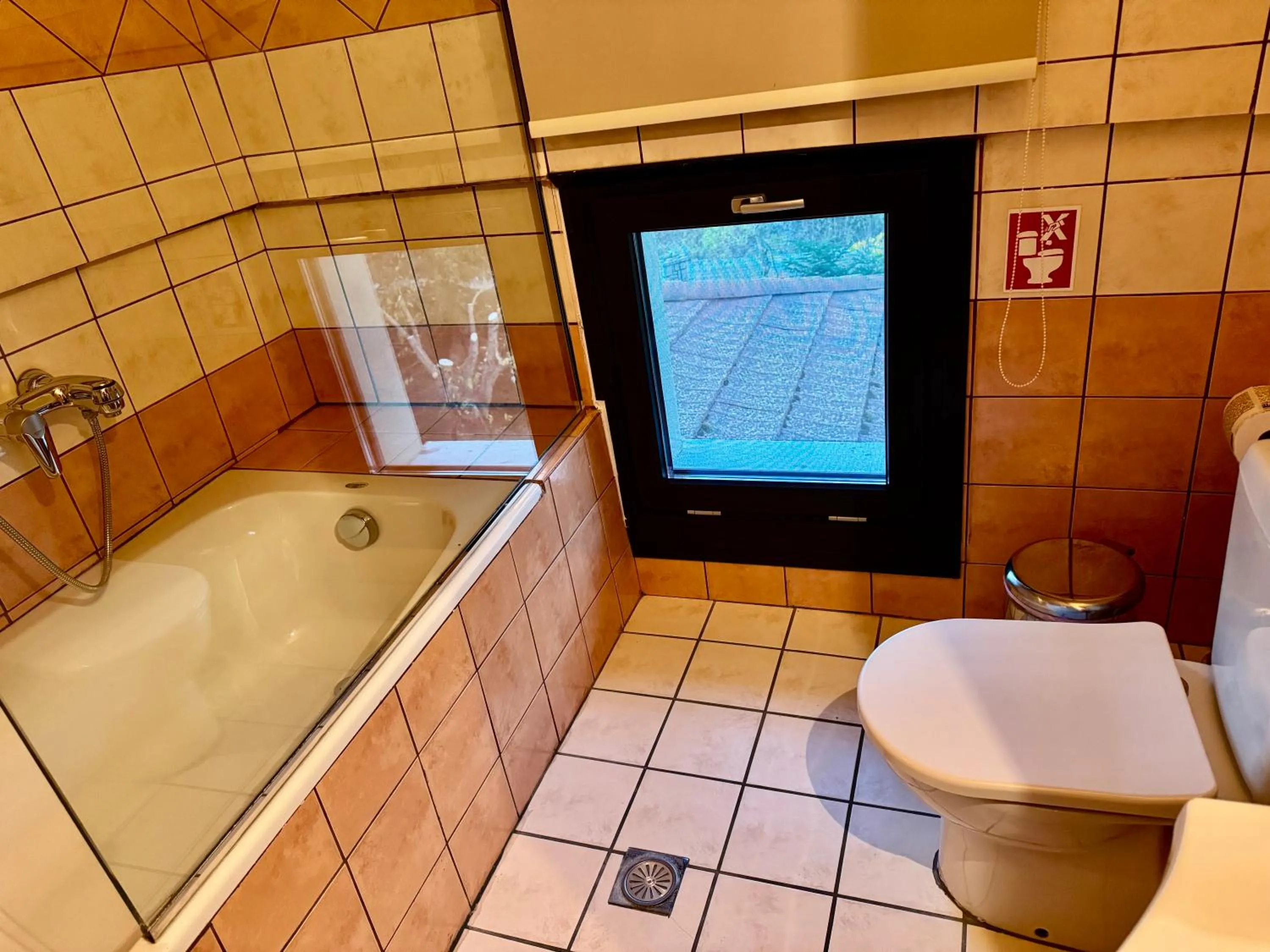 Toilet in Boutique Hotel Skamnos Arachova