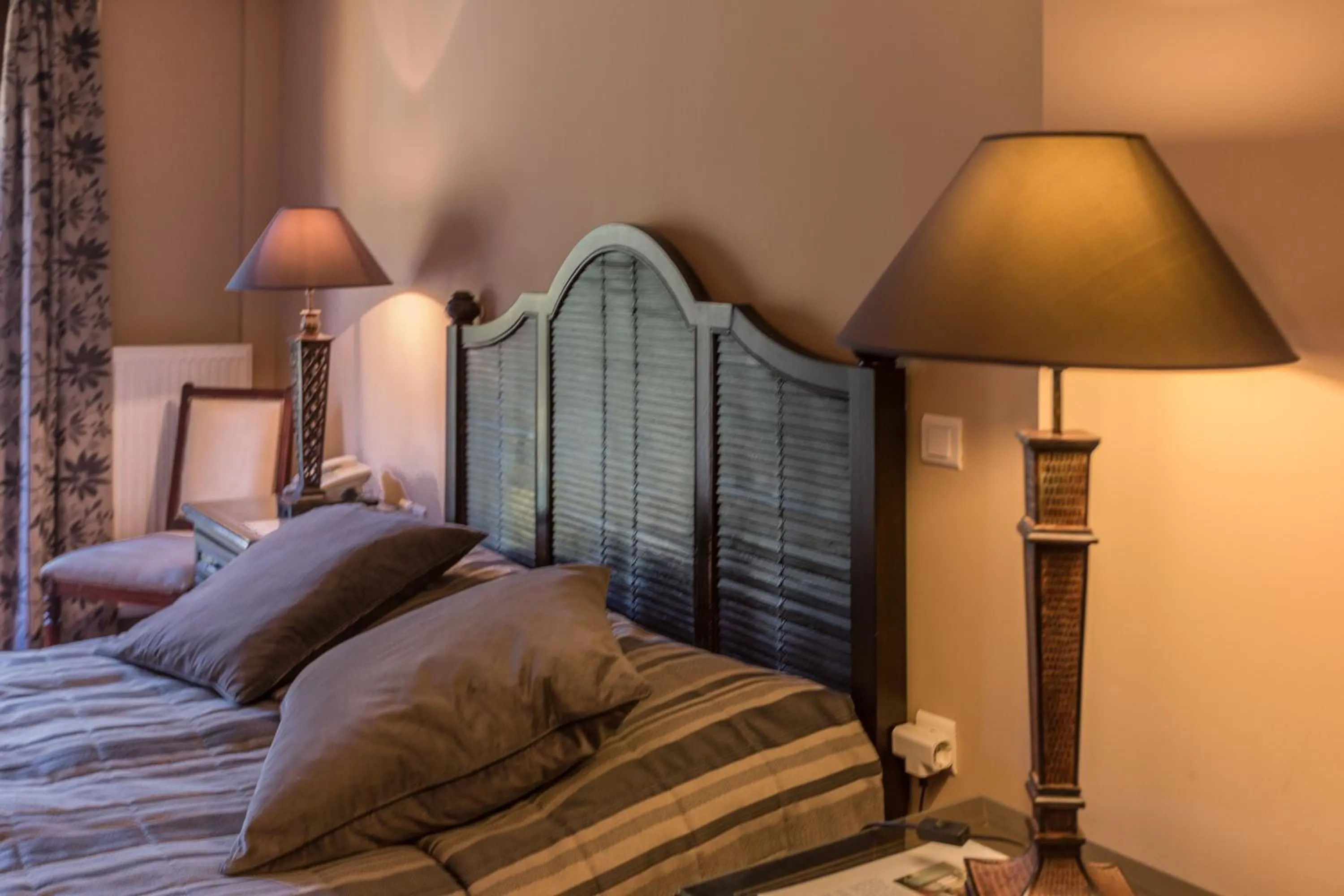 Decorative detail, Bed in Boutique Hotel Skamnos Arachova