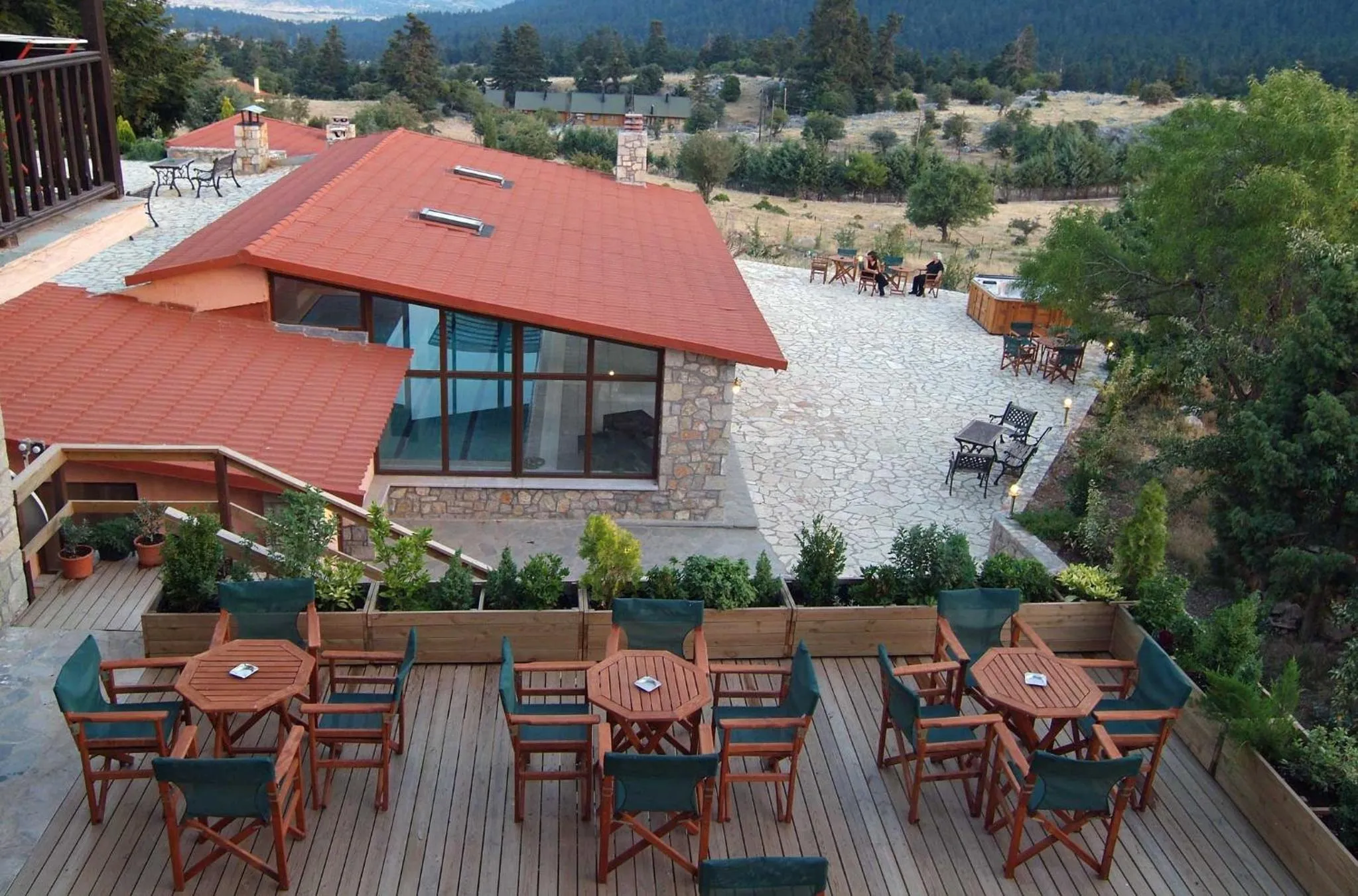 Garden in Boutique Hotel Skamnos Arachova