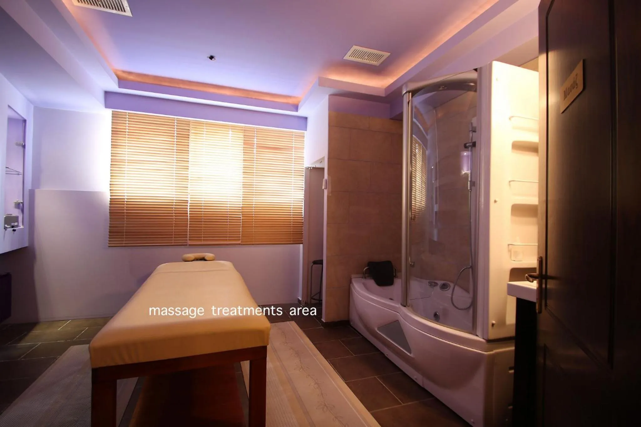 Activities in Boutique Hotel Skamnos Arachova