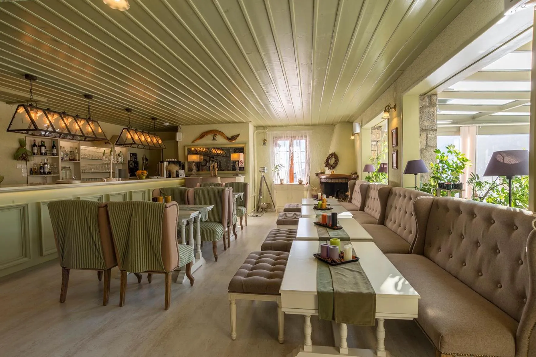 Patio in Boutique Hotel Skamnos Arachova