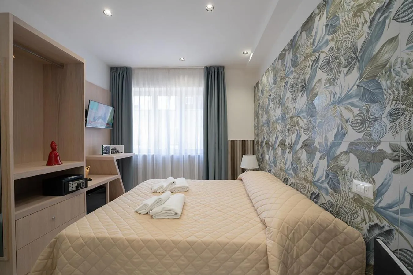 Bed in P.C. Boutique H. LifeStyle, Napoli Centro, by ClaPa Group Dislocated Hospitality