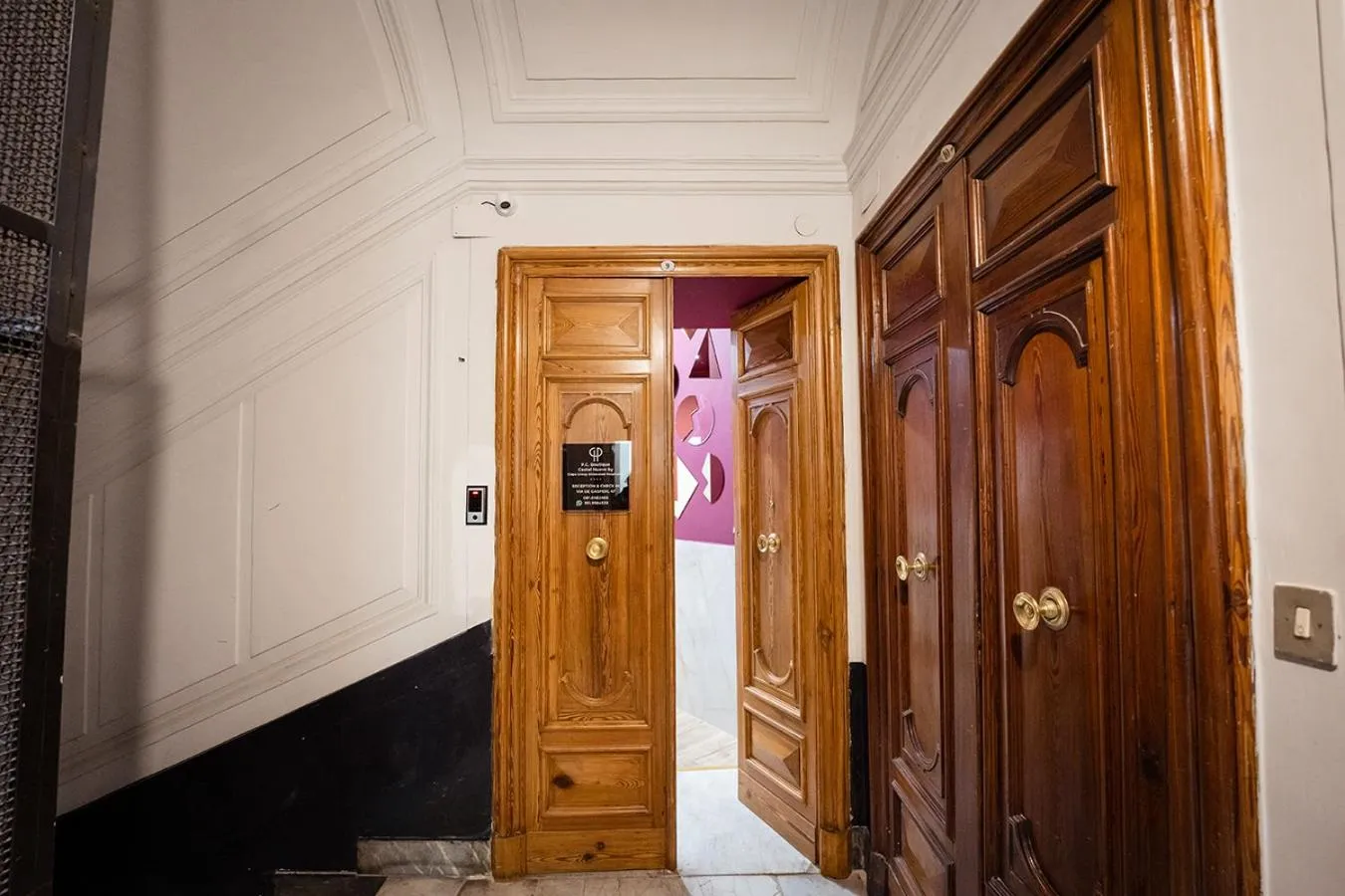 wardrobe in P.C. Boutique H. LifeStyle, Napoli Centro, by ClaPa Group Dislocated Hospitality