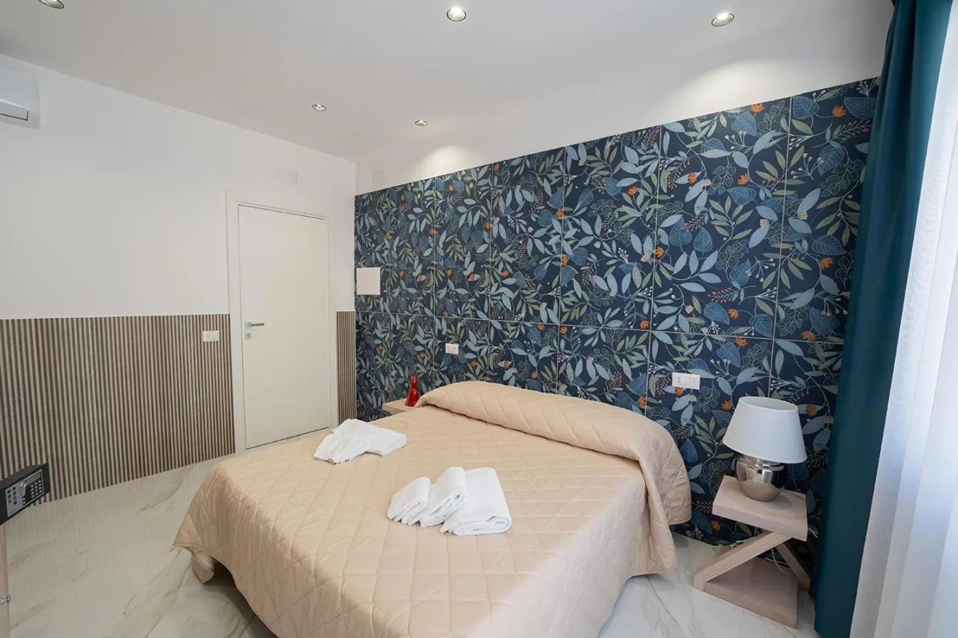 Bed in P.C. Boutique H. LifeStyle, Napoli Centro, by ClaPa Group Dislocated Hospitality