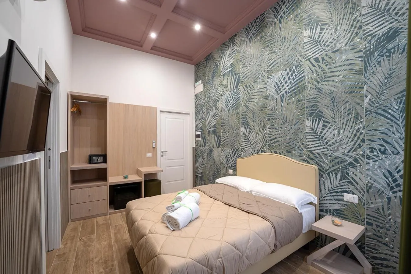 Bedroom, Bed in P.C. Boutique H. LifeStyle, Napoli Centro, by ClaPa Group Dislocated Hospitality