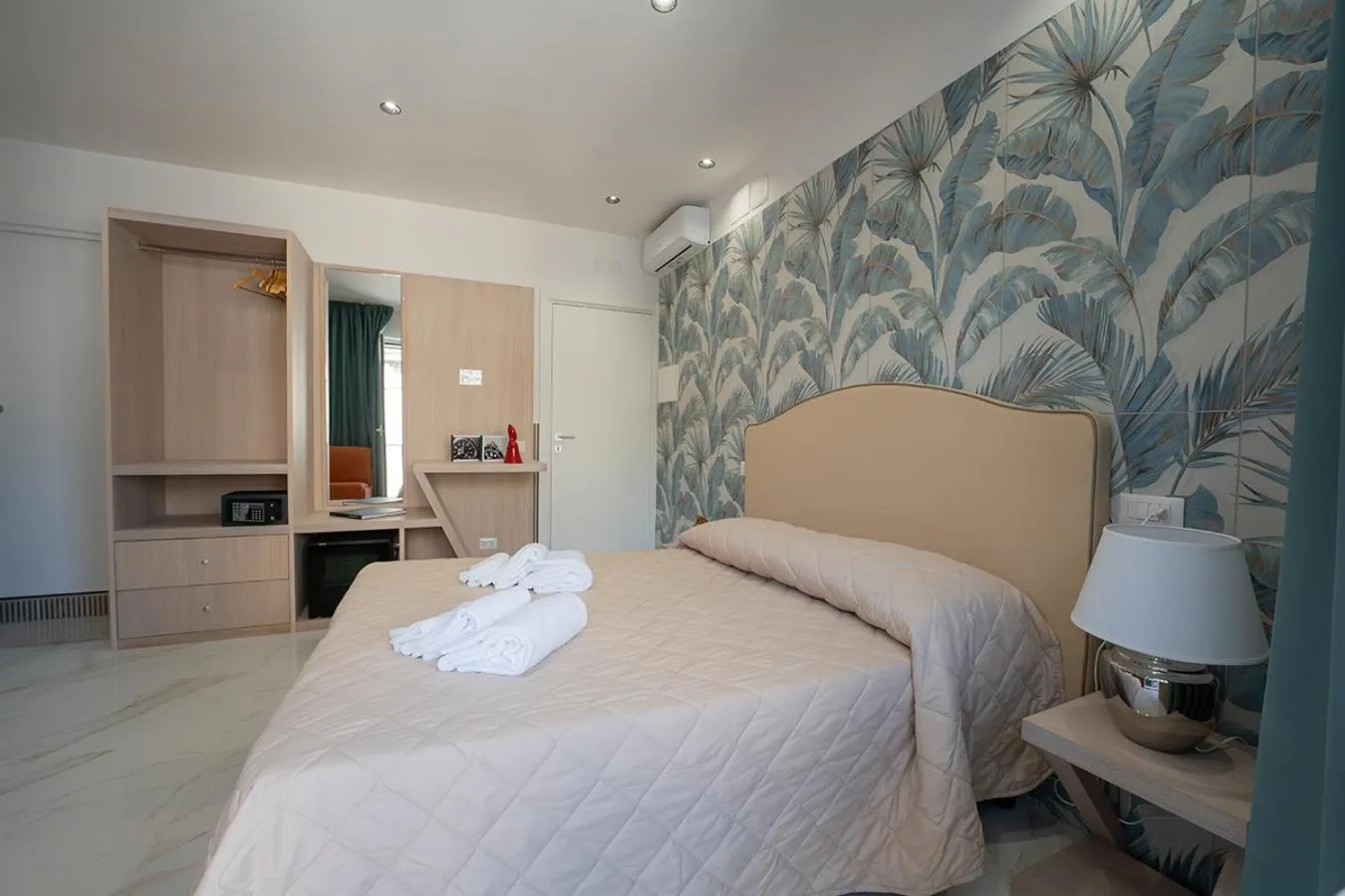 Bed in P.C. Boutique H. LifeStyle, Napoli Centro, by ClaPa Group Dislocated Hospitality