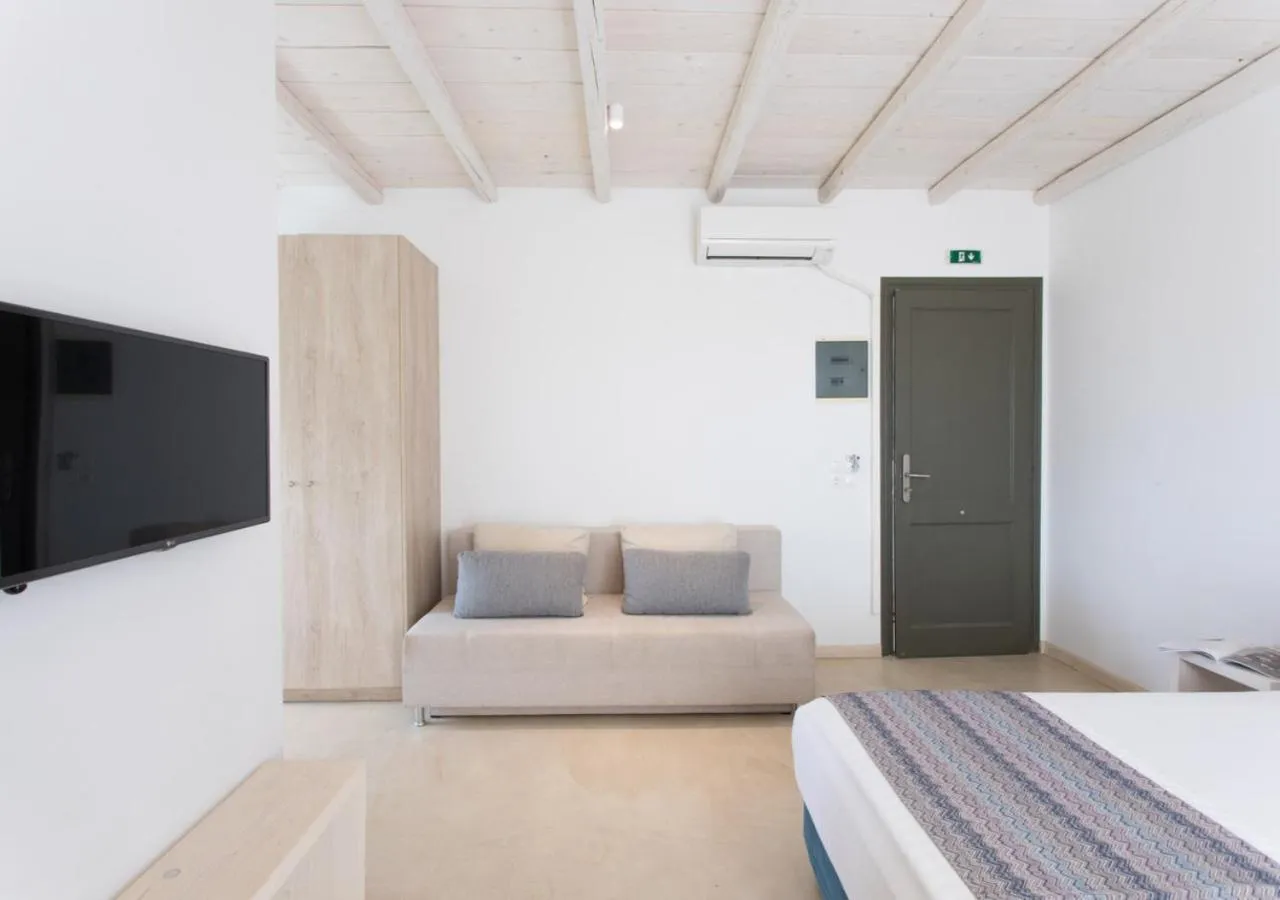 Seating area, Bed in Princess Of Naxos