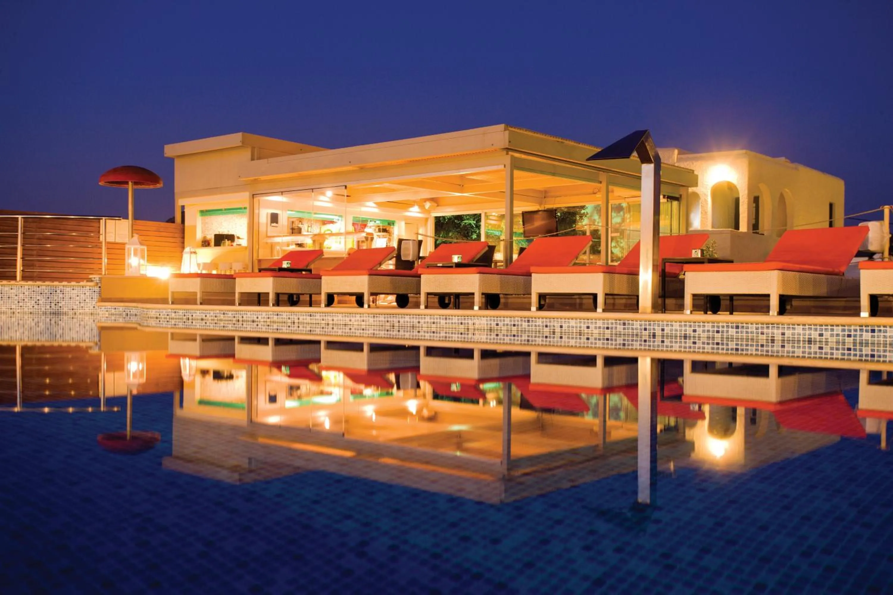 Facade/entrance in Princess Of Naxos