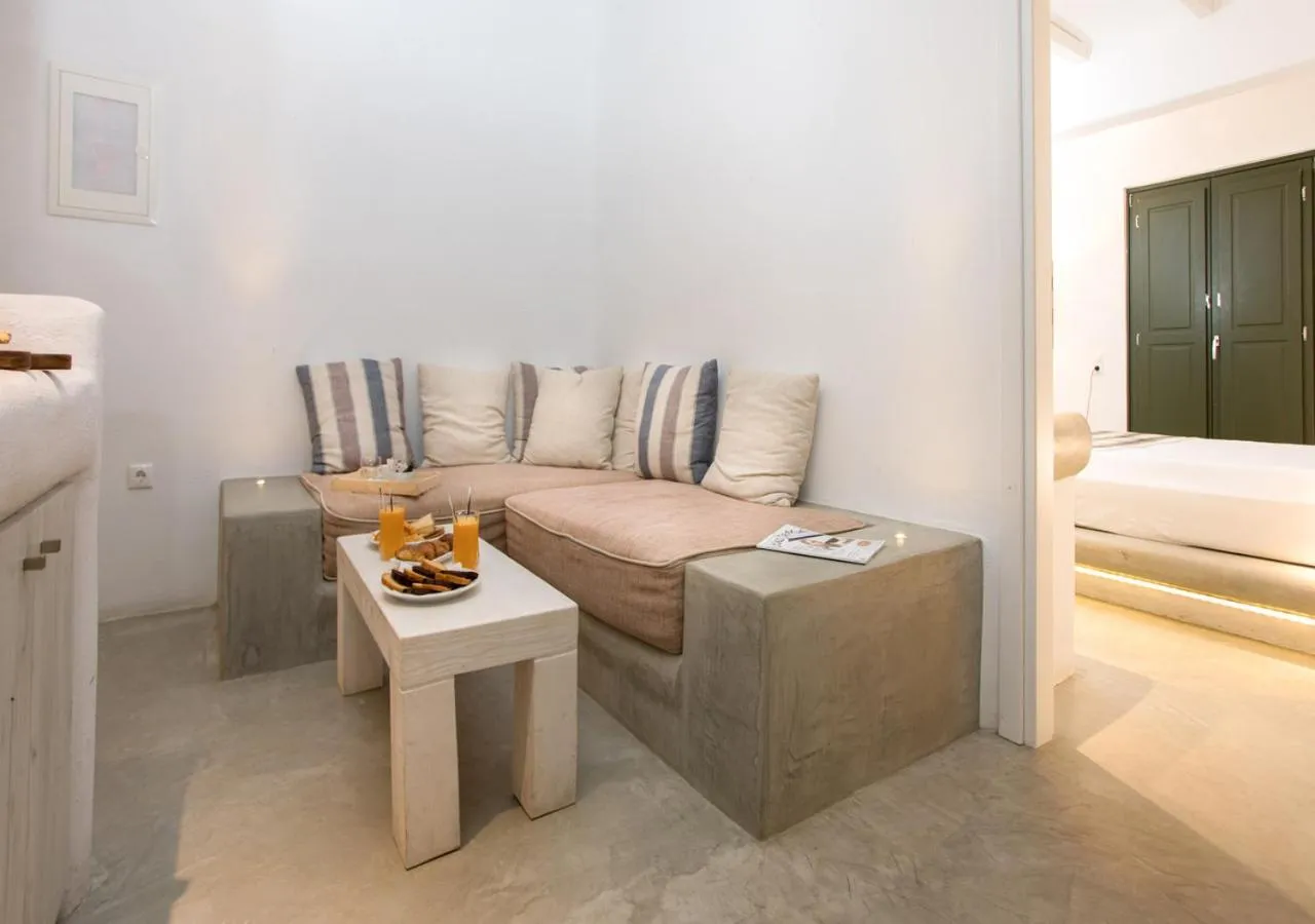 Seating area, Bed in Princess Of Naxos