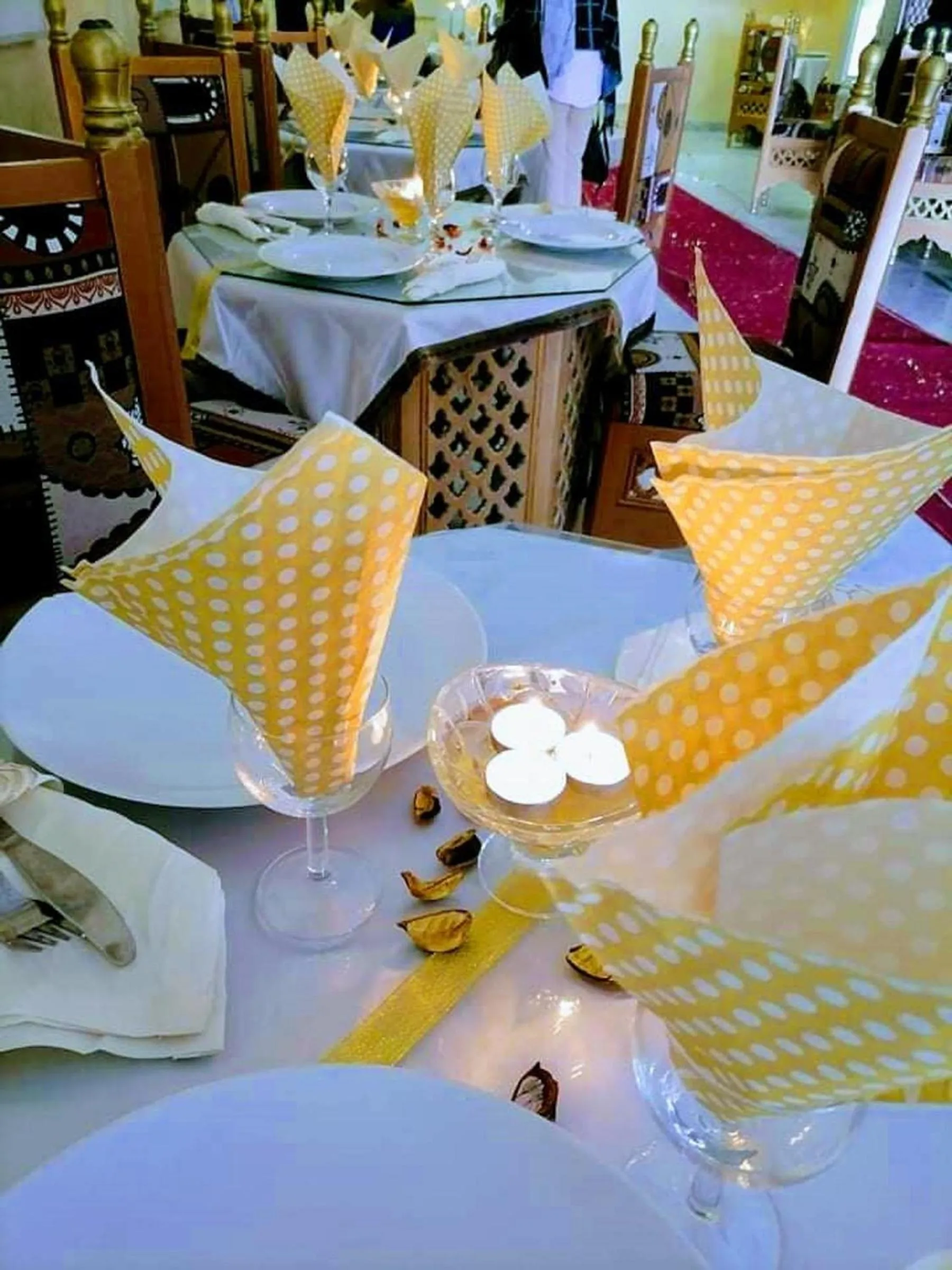 Food and drinks in Saheb Ettabaa Tunis